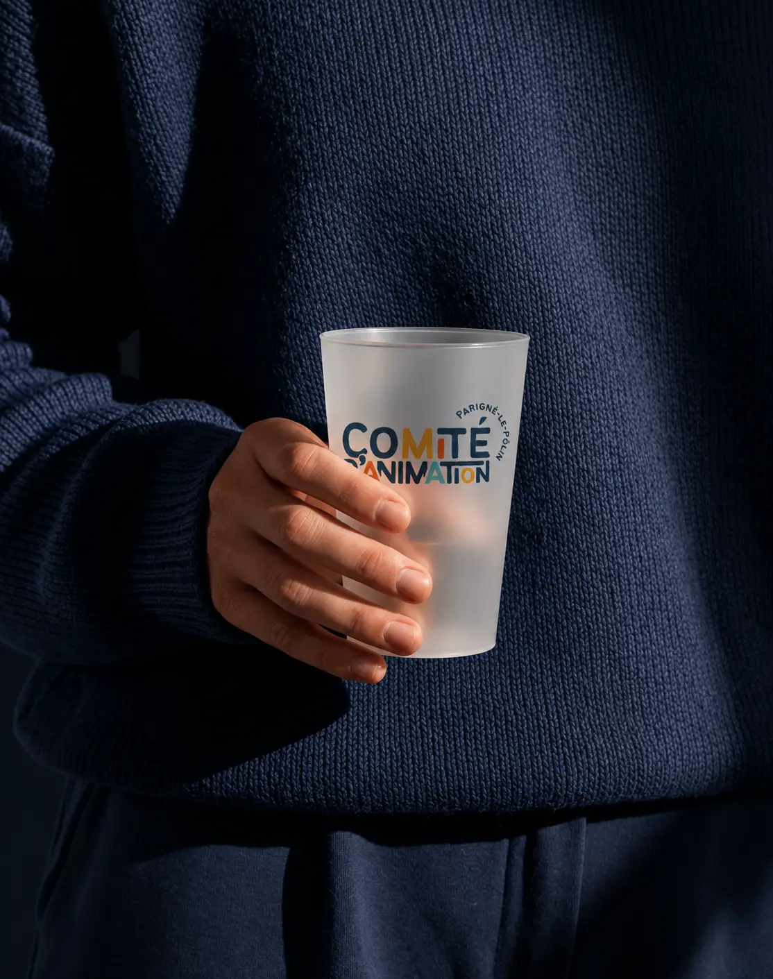 Verre transparent avec logo du comité d'animation