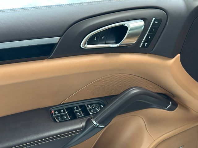 PORSCHE Cayenne 2013 BLACK Gebrauchtwagen - Galeriebild 7