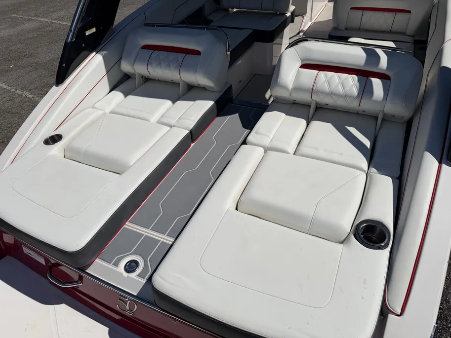 Boat thumbnail 10