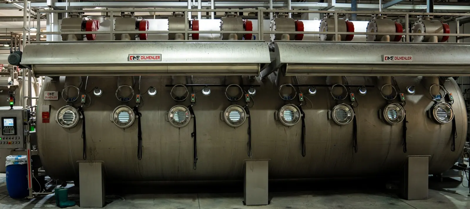 Dyeing machine
