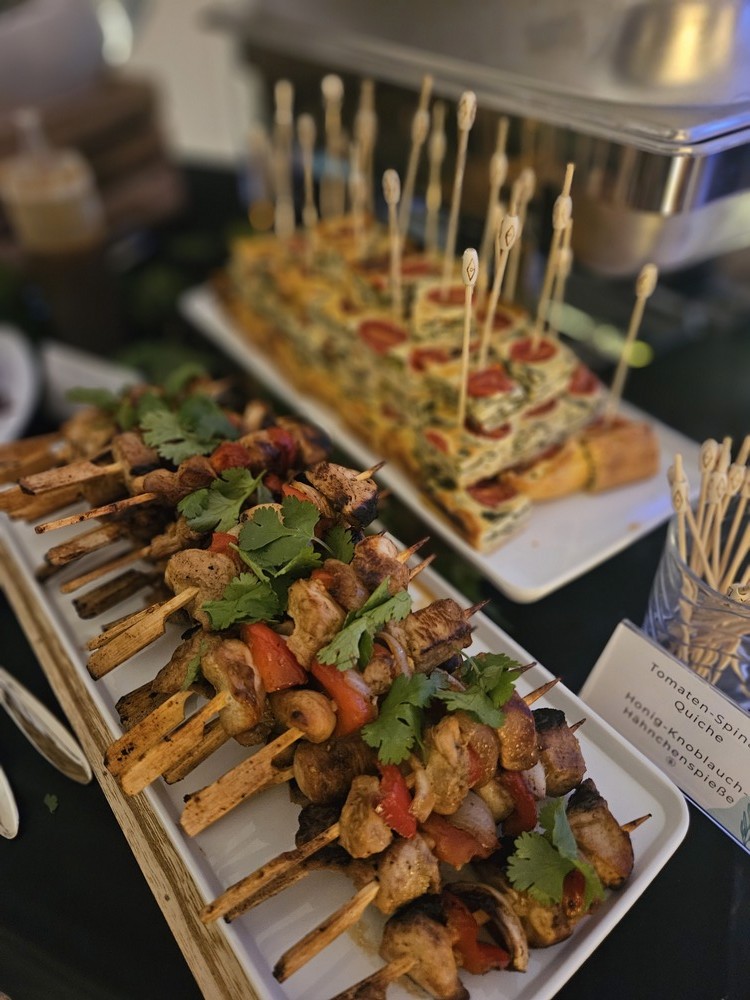 Chicken Skewers and Veggie Quiche Catering