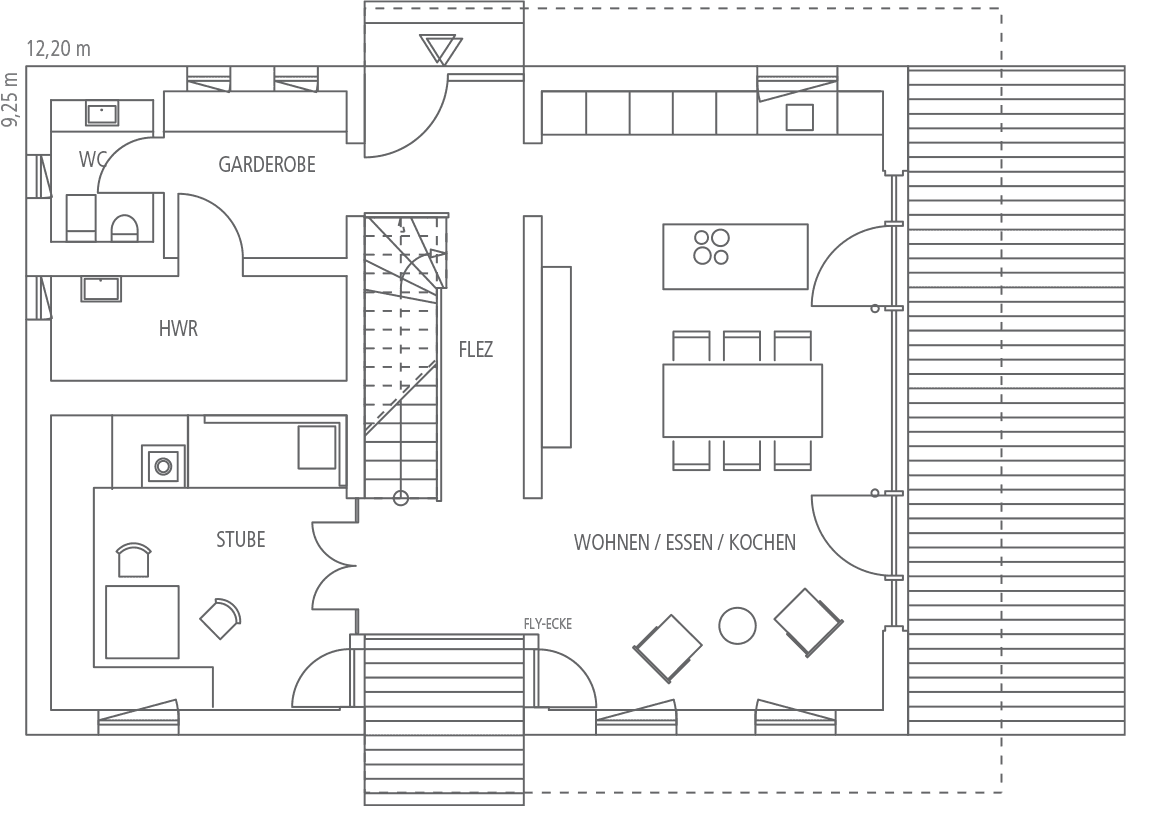 Grundriss dieses Hauses mit Wohnen/Essen/Kochen, Stube, Garderobe, HWR, WC, Flur und Aussendeck auf 12,20 x 9,25 m.
