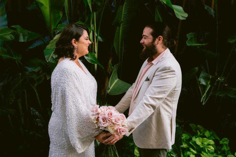 Bride & Groom saying their vows