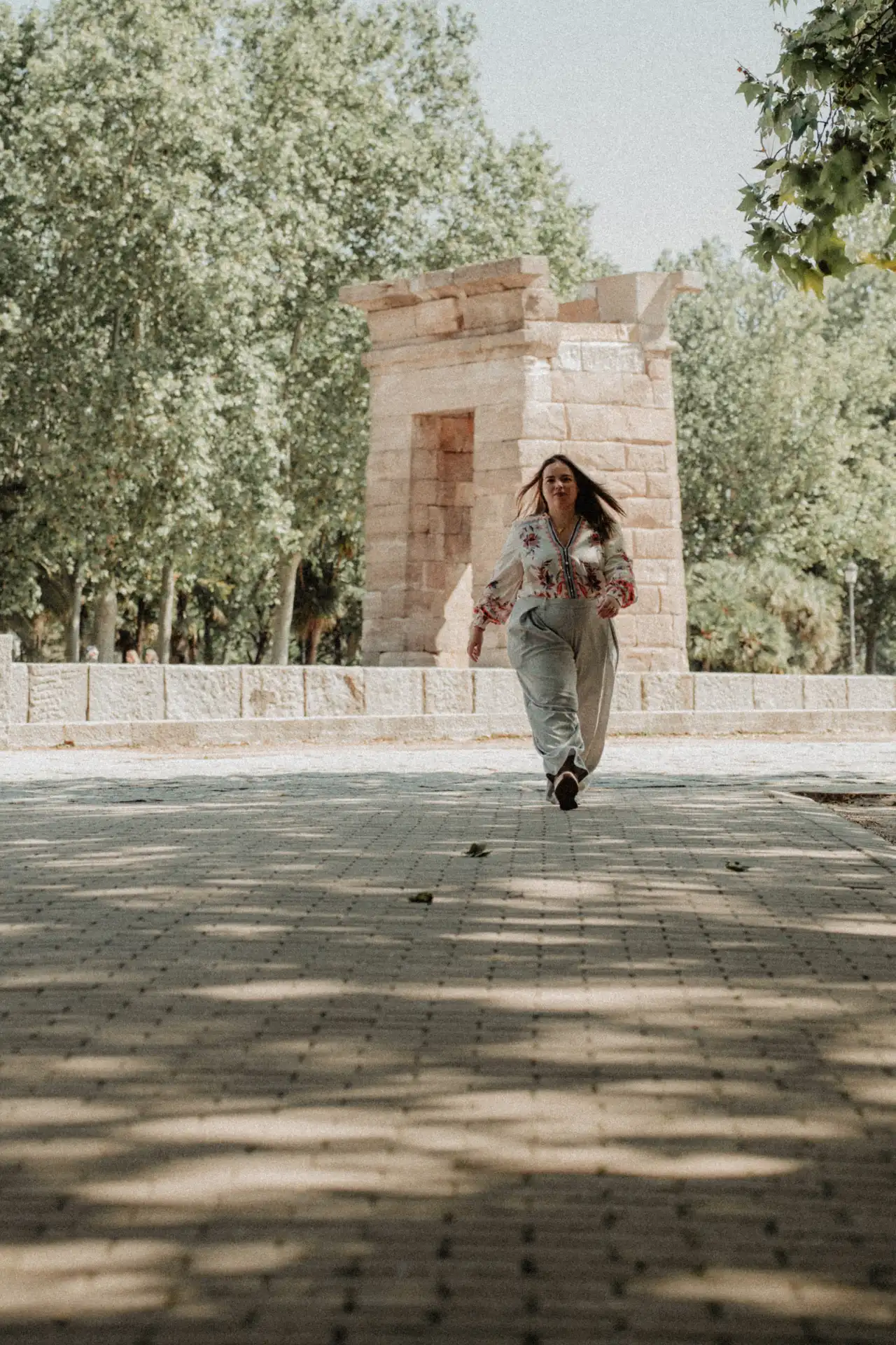 Mujer caminando