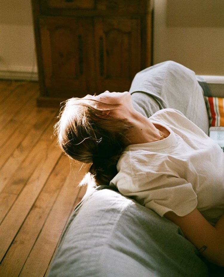 Pourquoi mon corps rejette-t-il la grossesse ? Fausses couches à répétition, échecs d'implantation en FIV : causes médicales, pistes immunologiques et options disponibles.