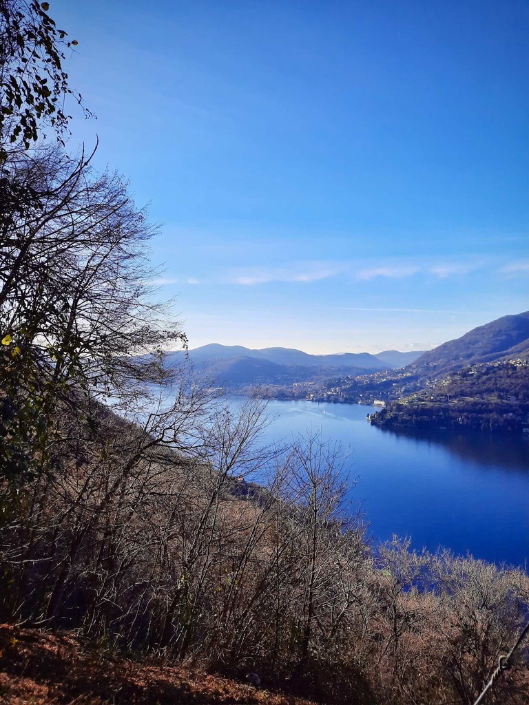 lake como seen from above from the woods