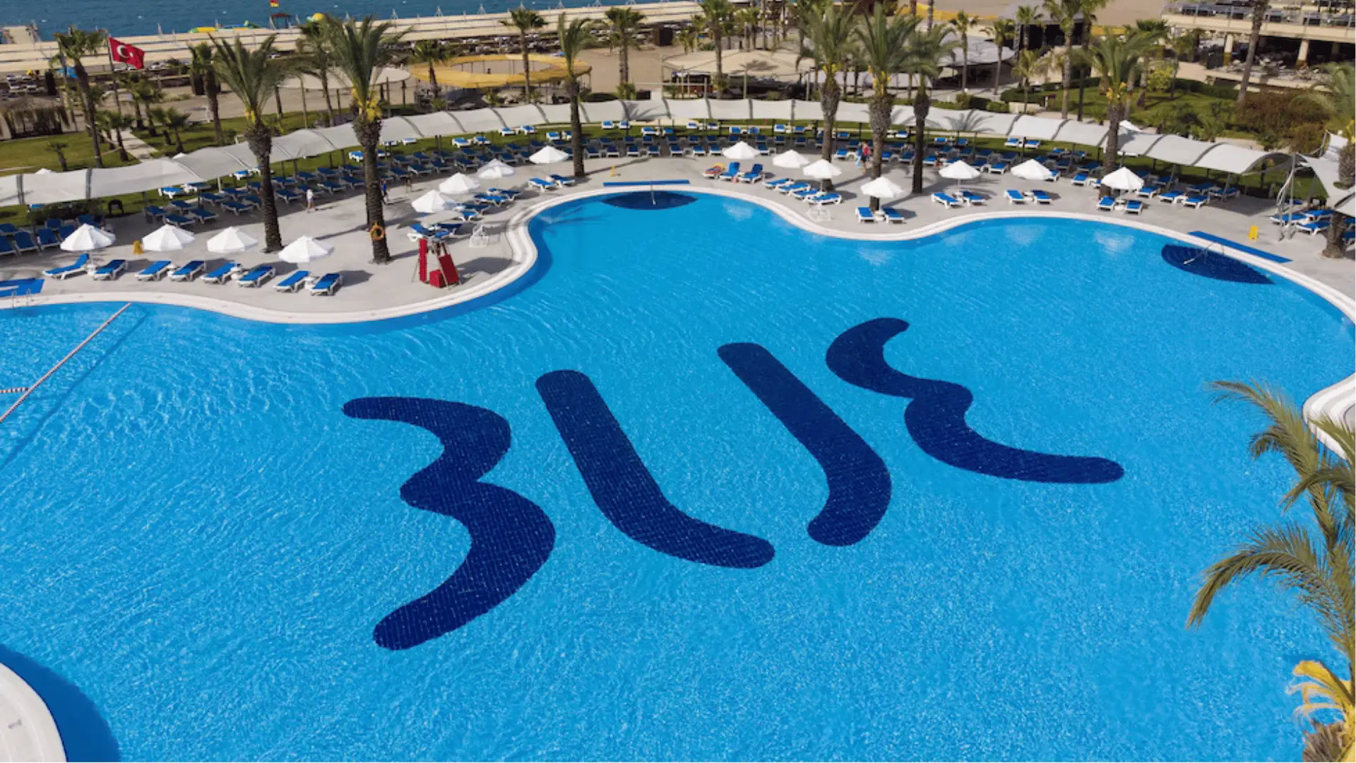 TUI BLUE logo in pool