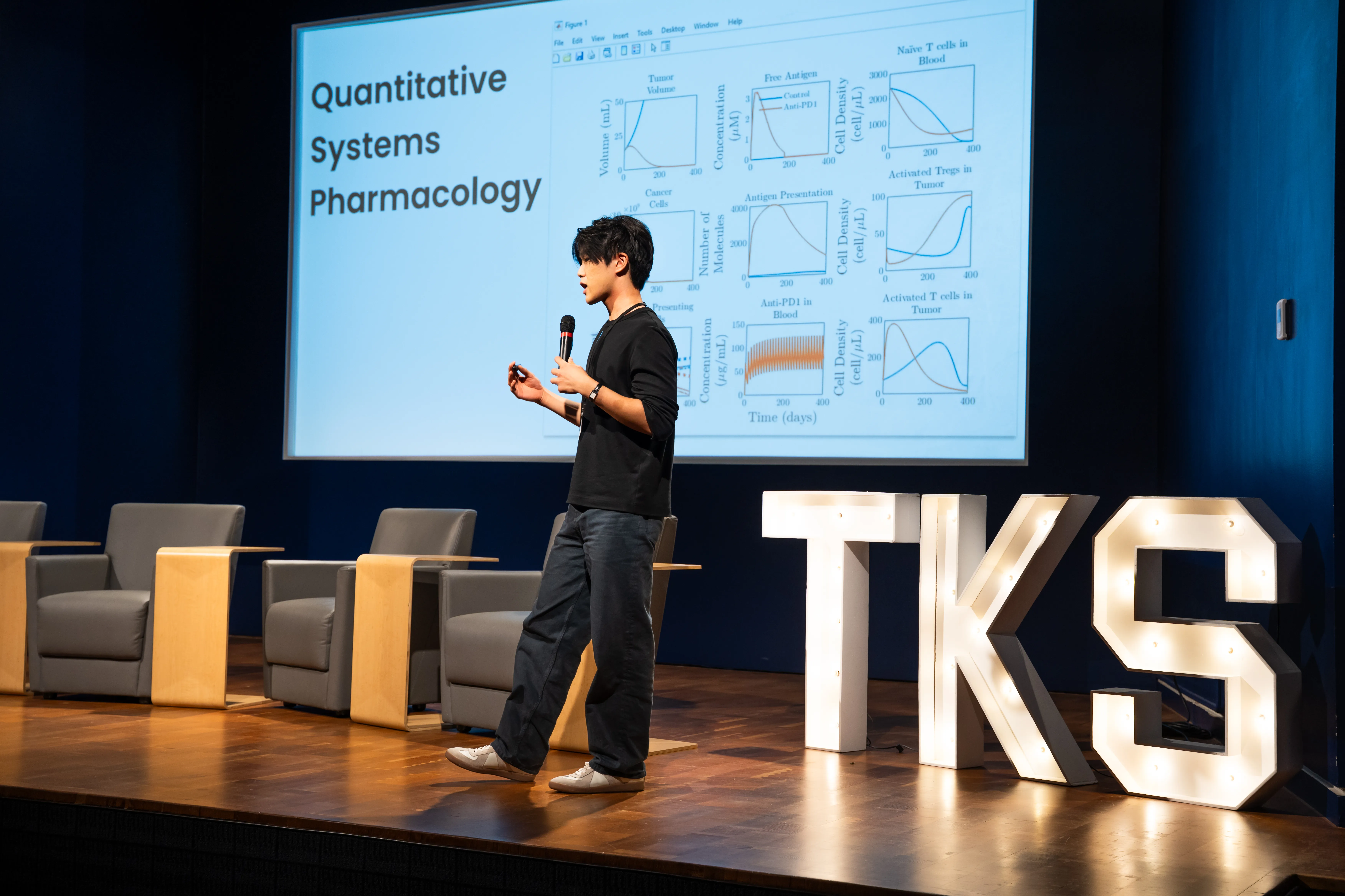 Life at TKS — students and mentors during the program (photo 9)