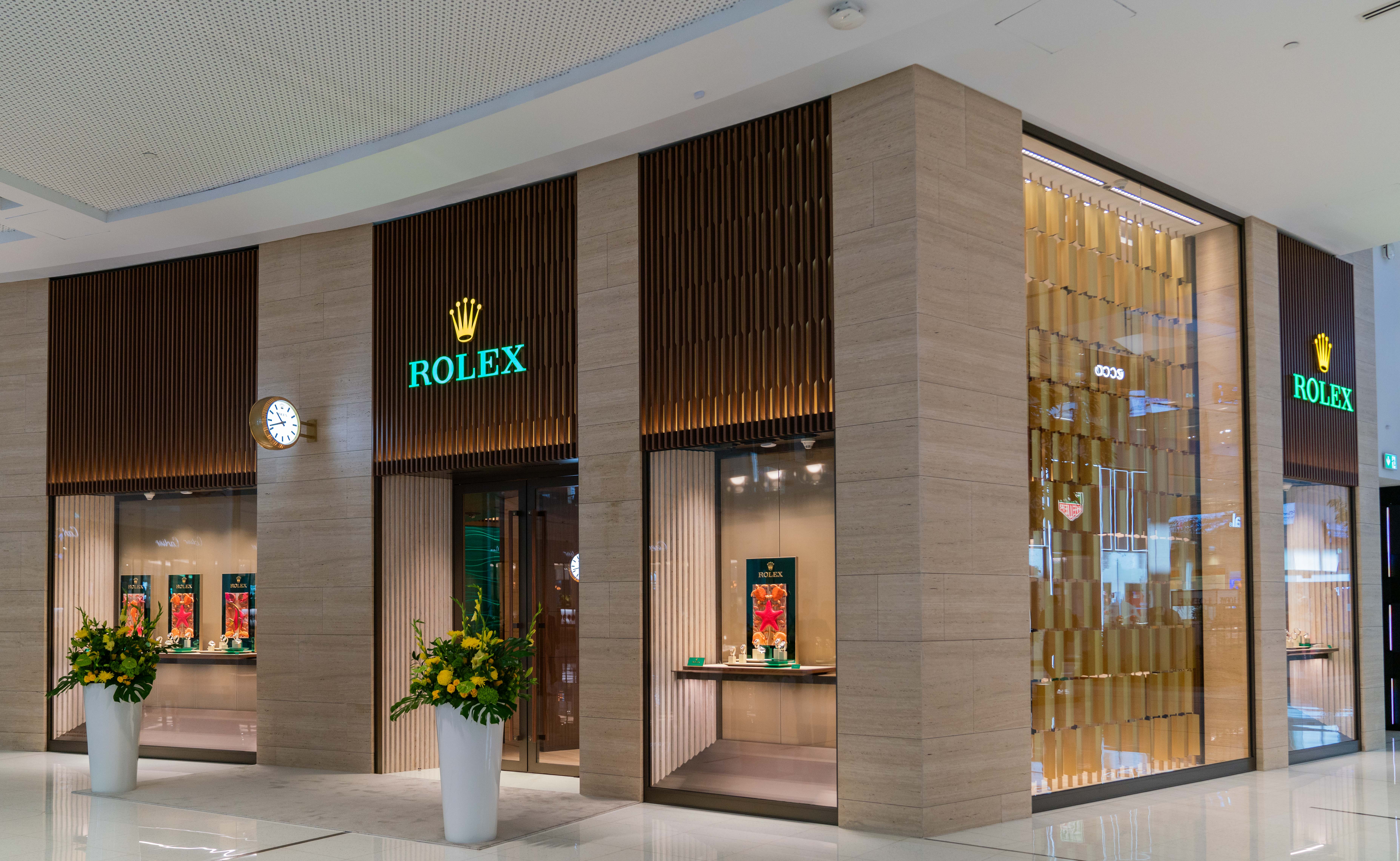 Rolex store: Luxury Store Photography For Brands | Relity Group
