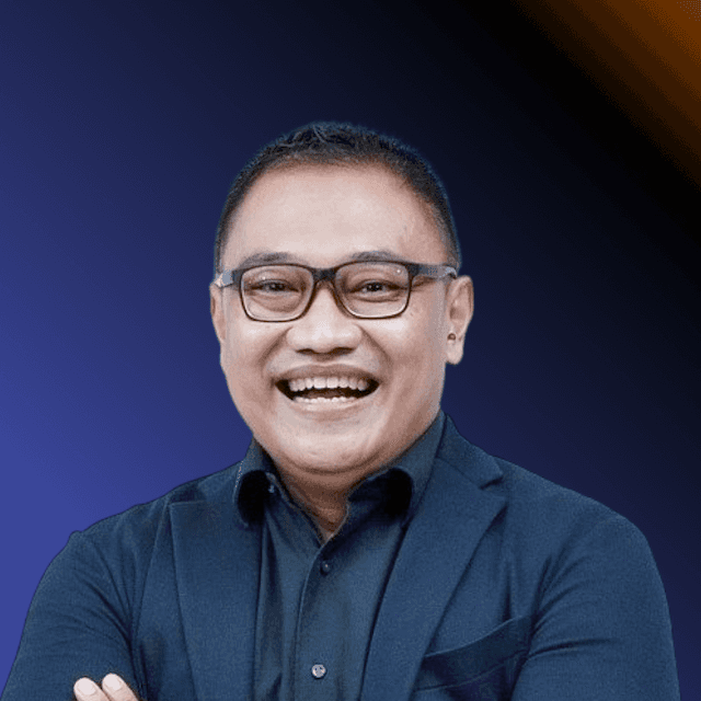 man in white crew neck shirt wearing silver necklace