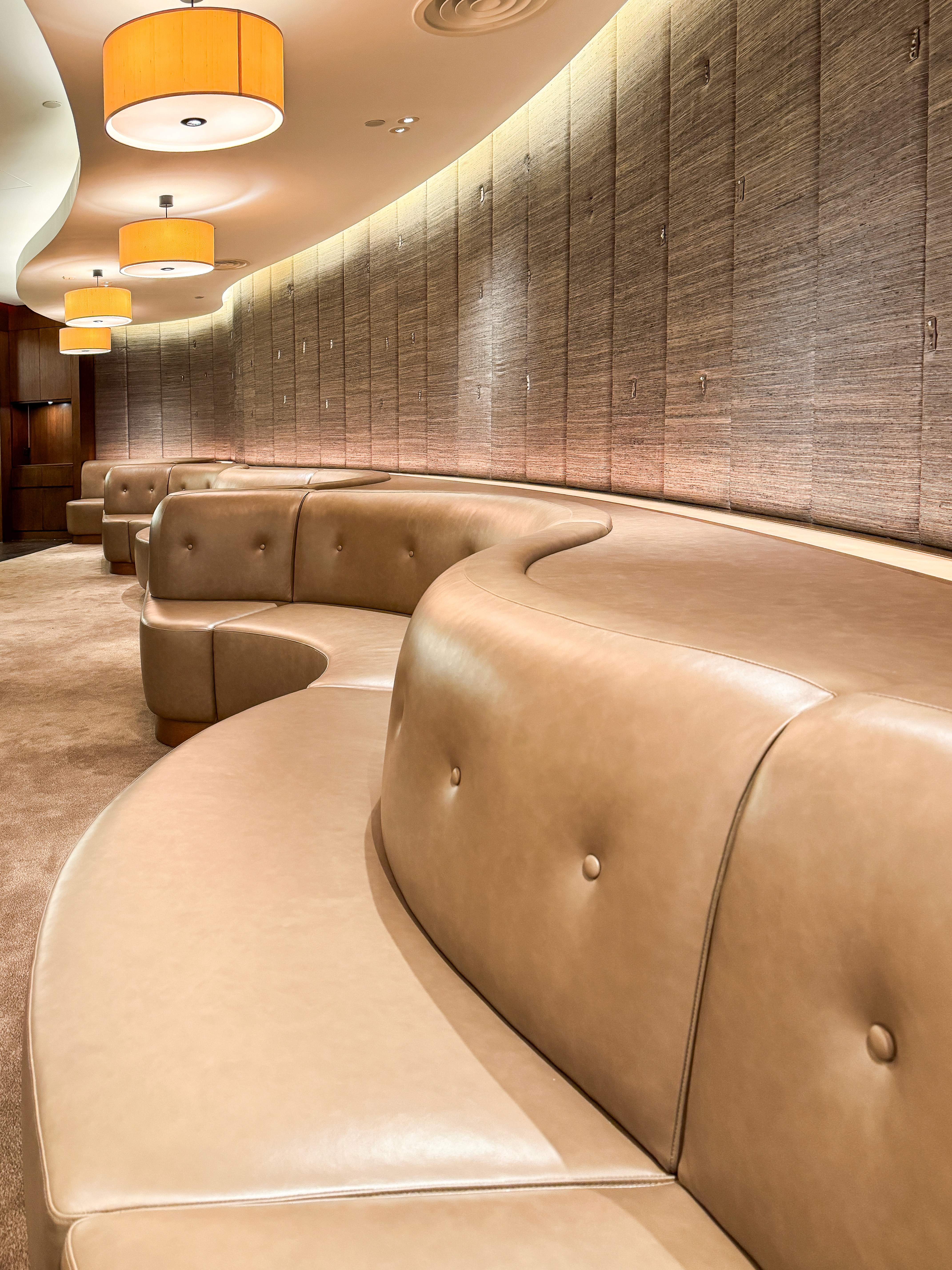 The Hong Kong Club - Club Bar