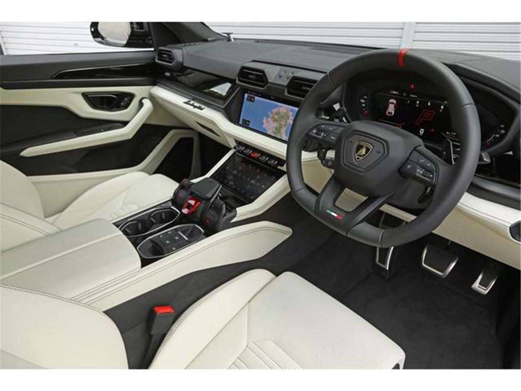 Lamborghini Urus SE for sale at Premium Select Cars in Cyprus