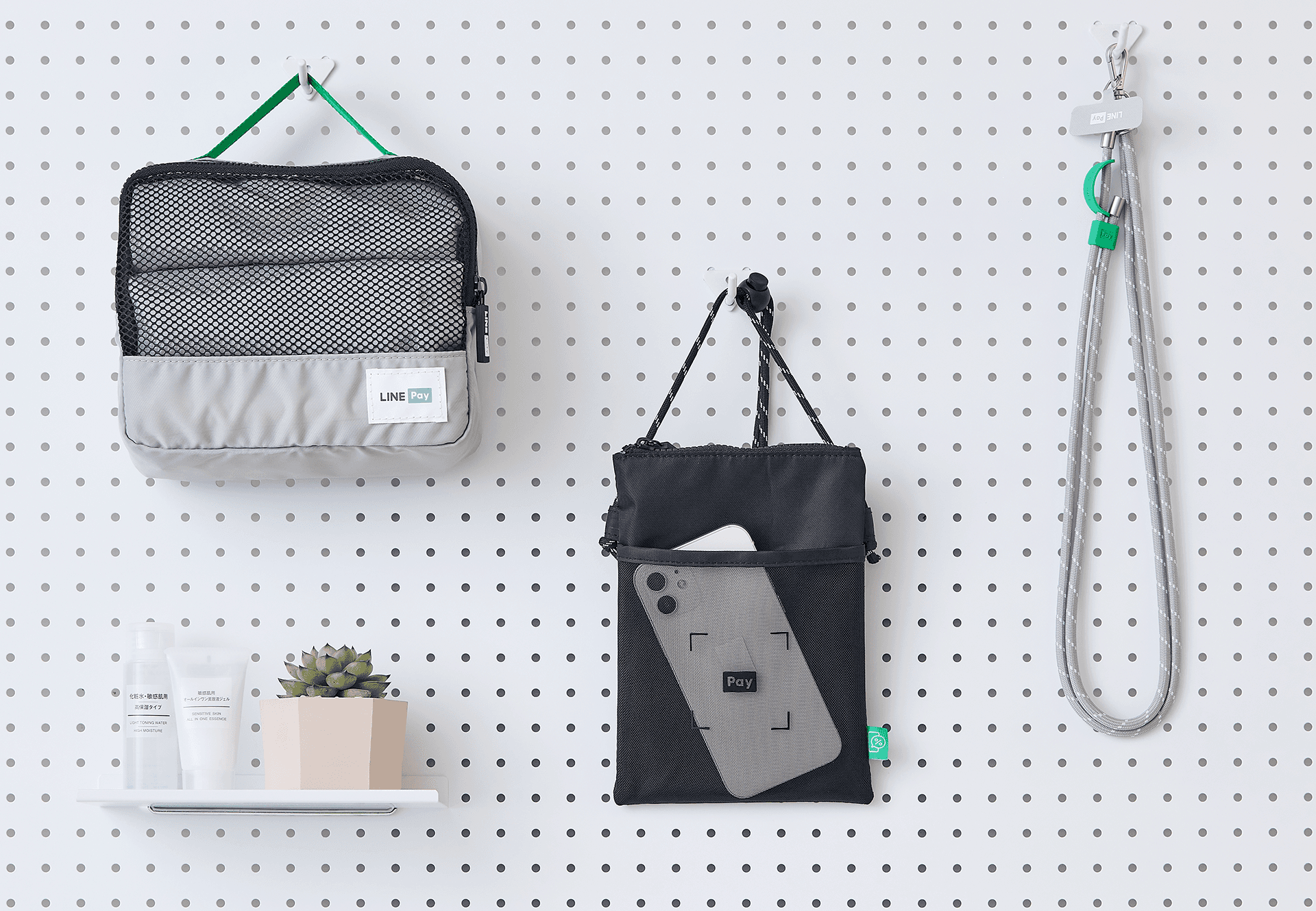 Entrepreneurs engaging in a lively discussion during a Bizz Buzz networking event.