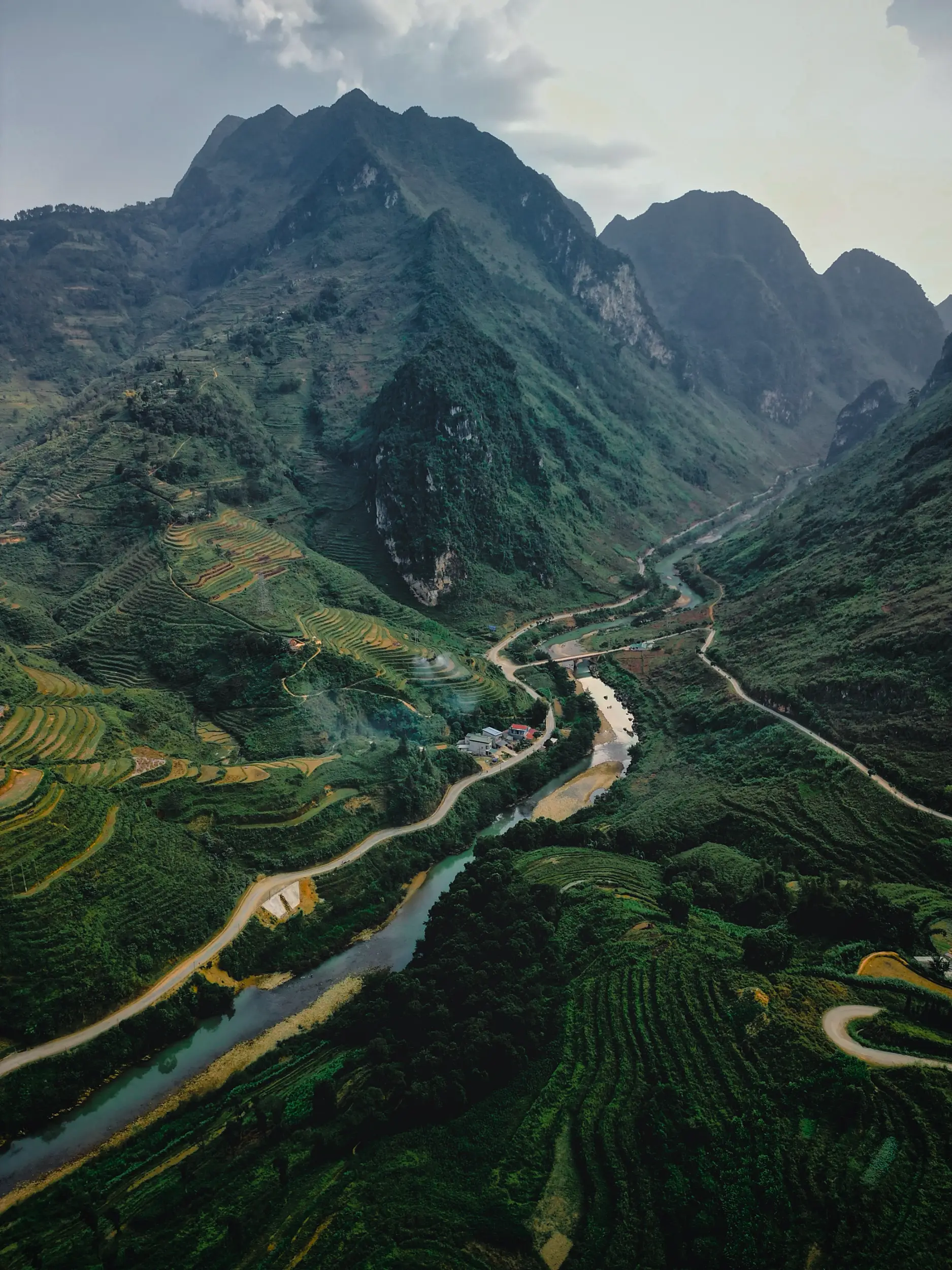 Photography Vietnam: professional shots for social media by FuturPhase.
