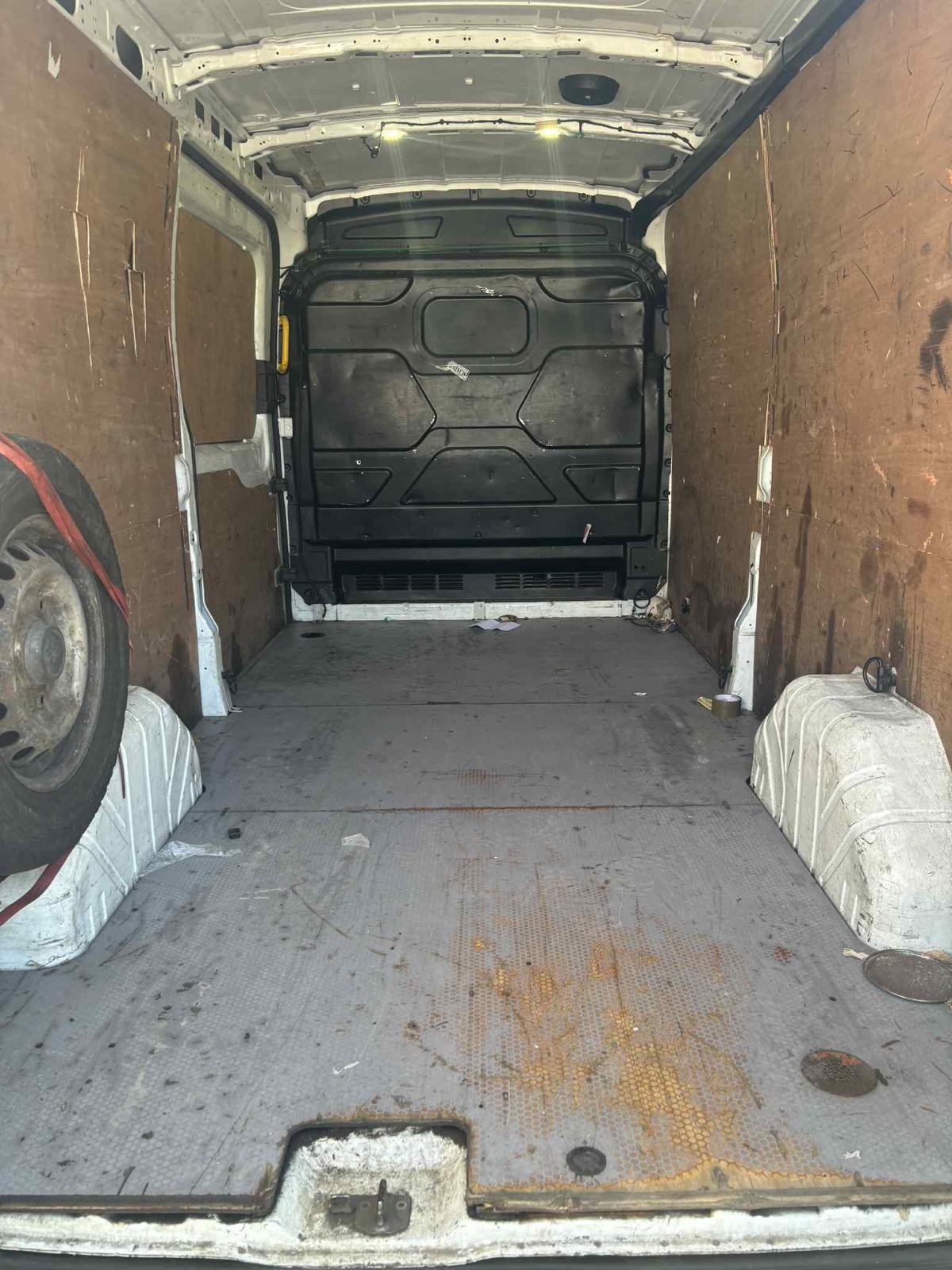 Large TRansit van for courier work