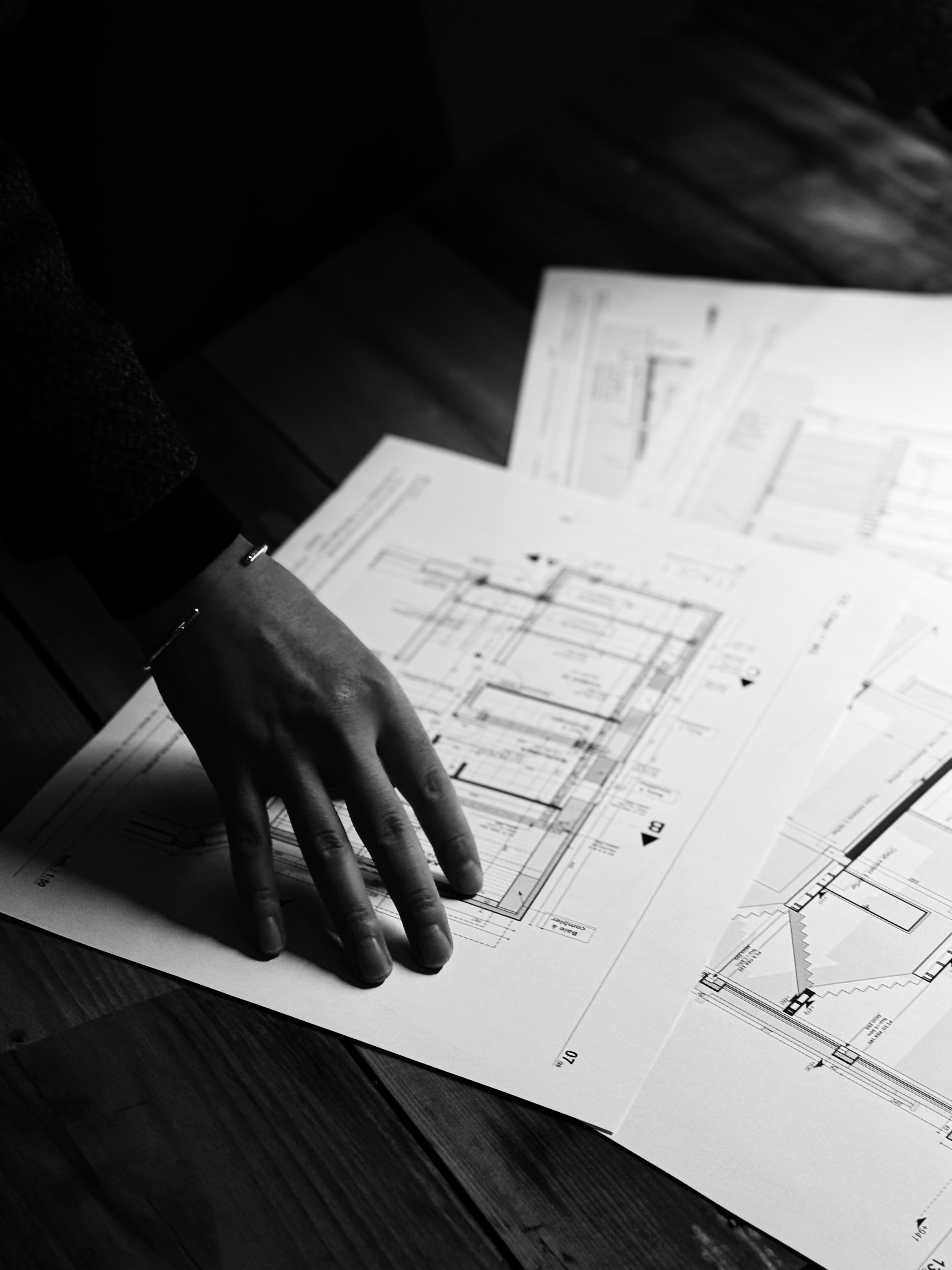 COLLABORATION & BUILD