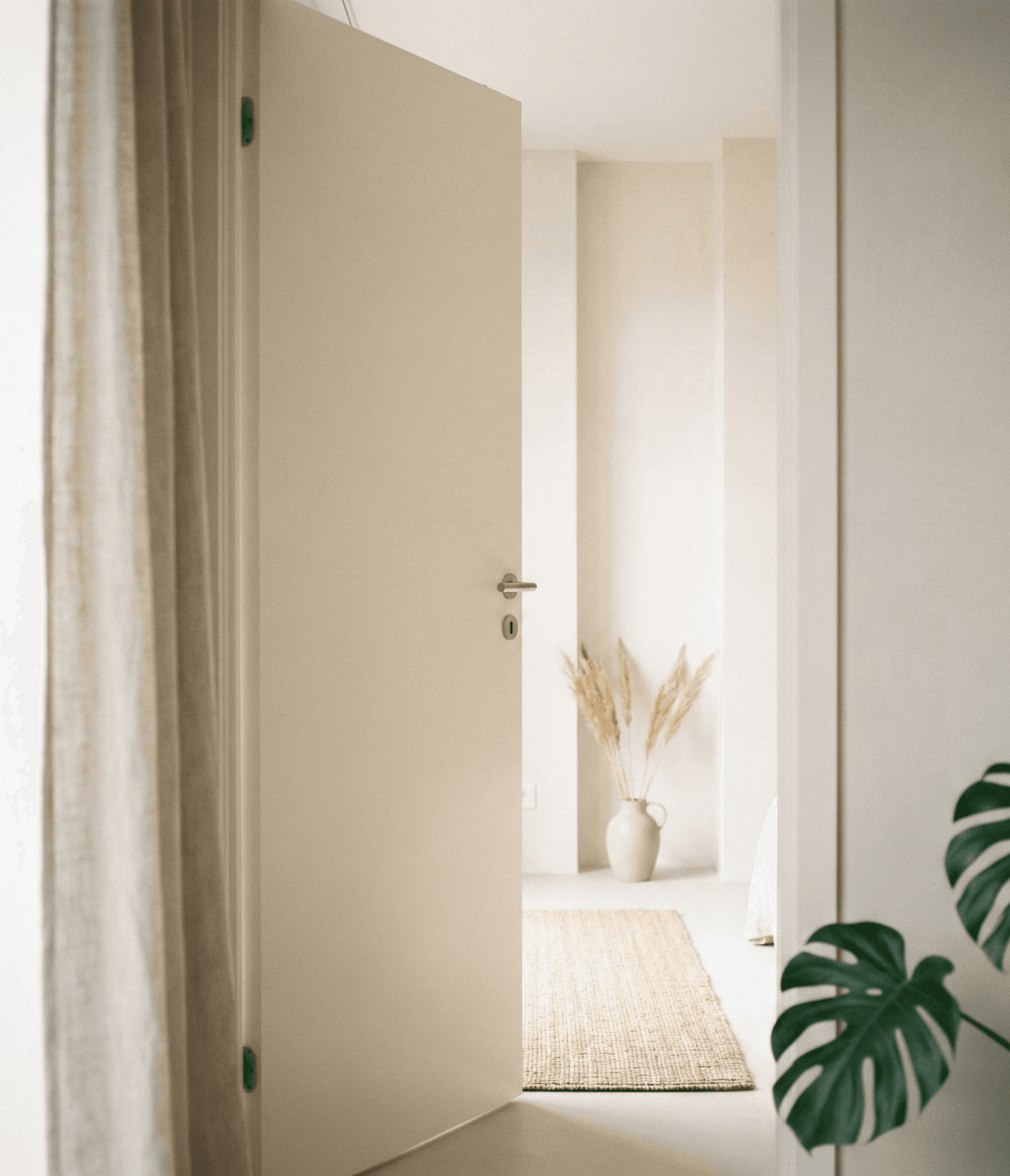 Surfer cleaning Surf board