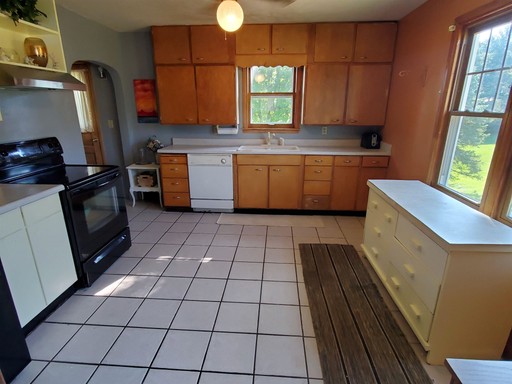 Photo 14 of 153 N Van Buren Street, Benton