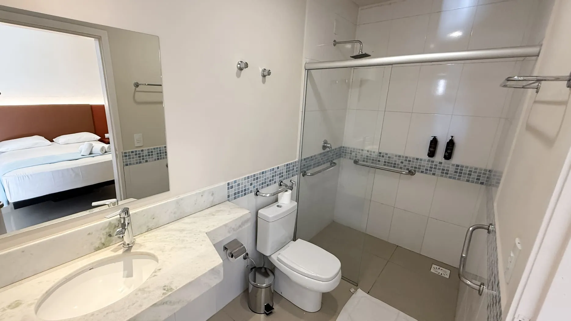 Banheiro do Apartamento Quádruplo.