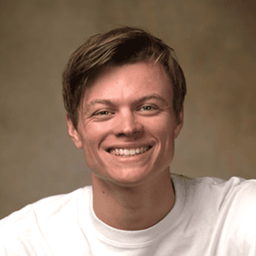 Photo de Sacha, souriant