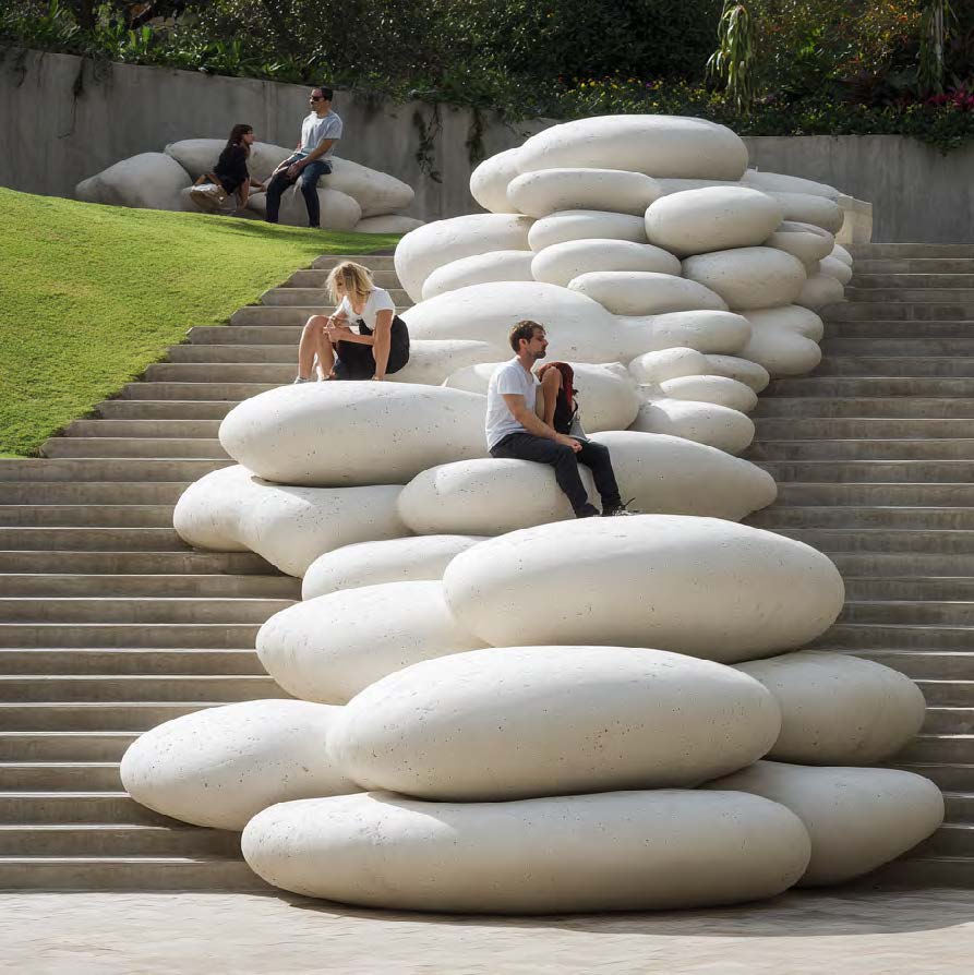 Chrome gradient cube with rounded edges on a white background—minimal 3D object for modern product design.