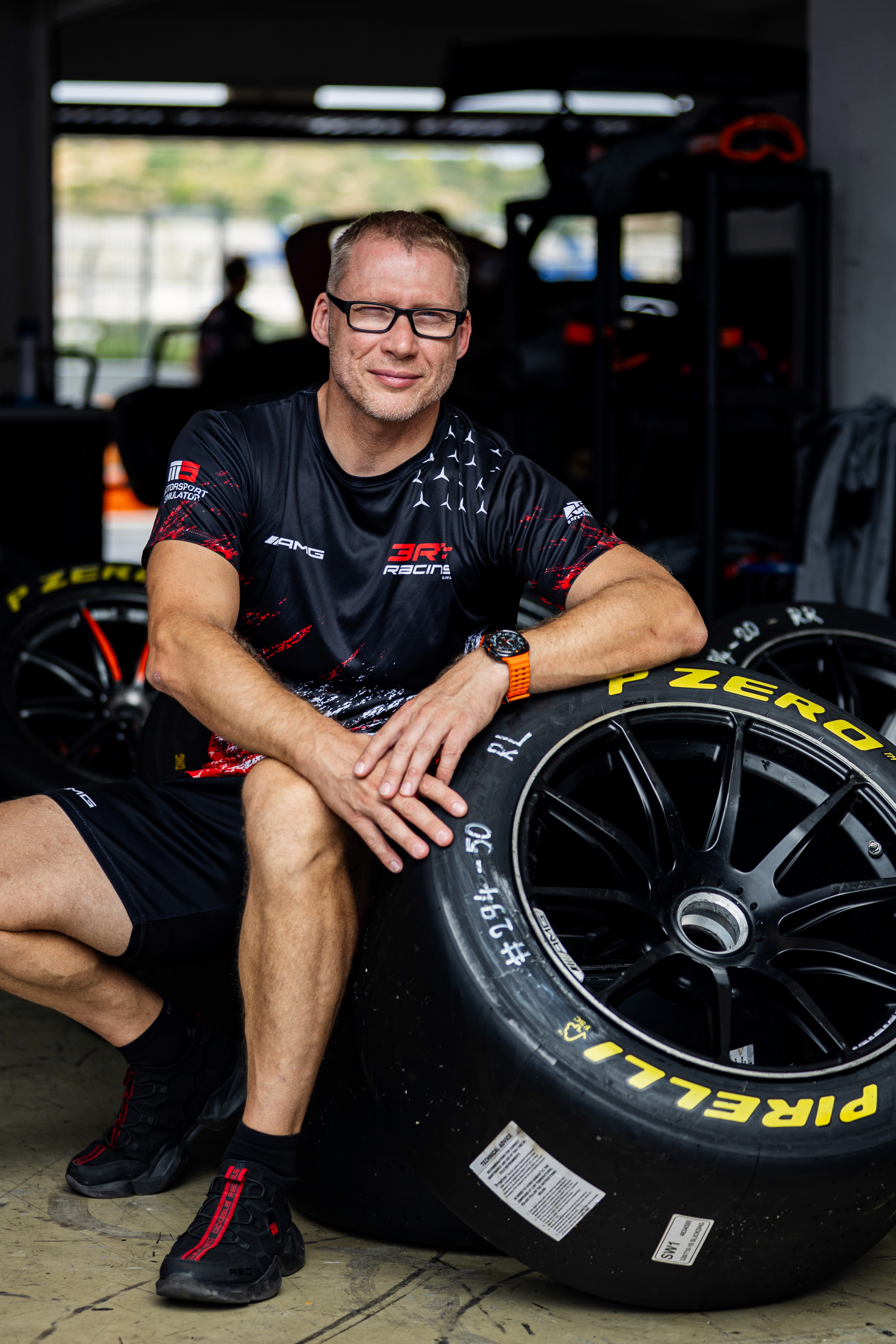 Coach explaining stuff to an athlete