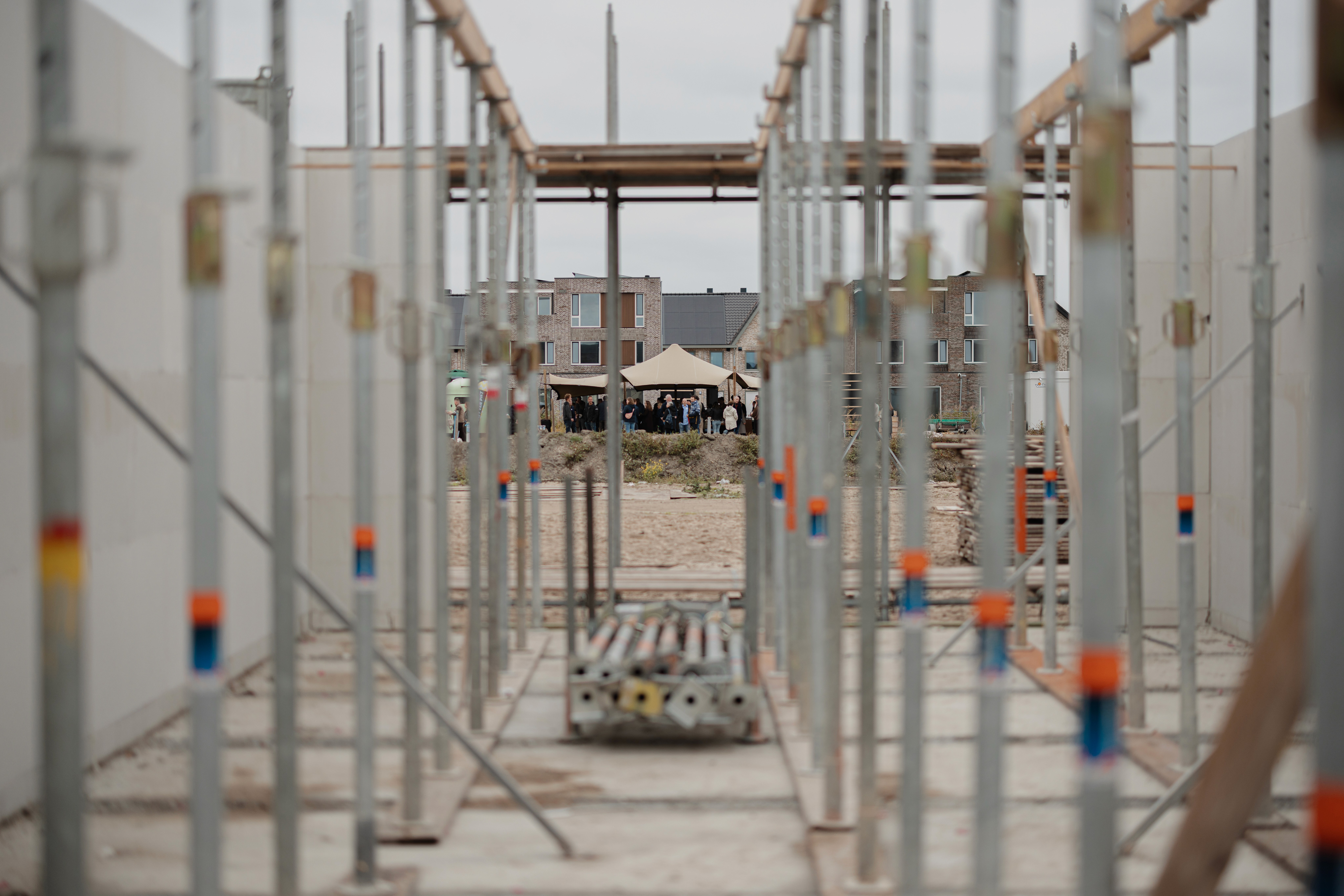 Here comes the alt text