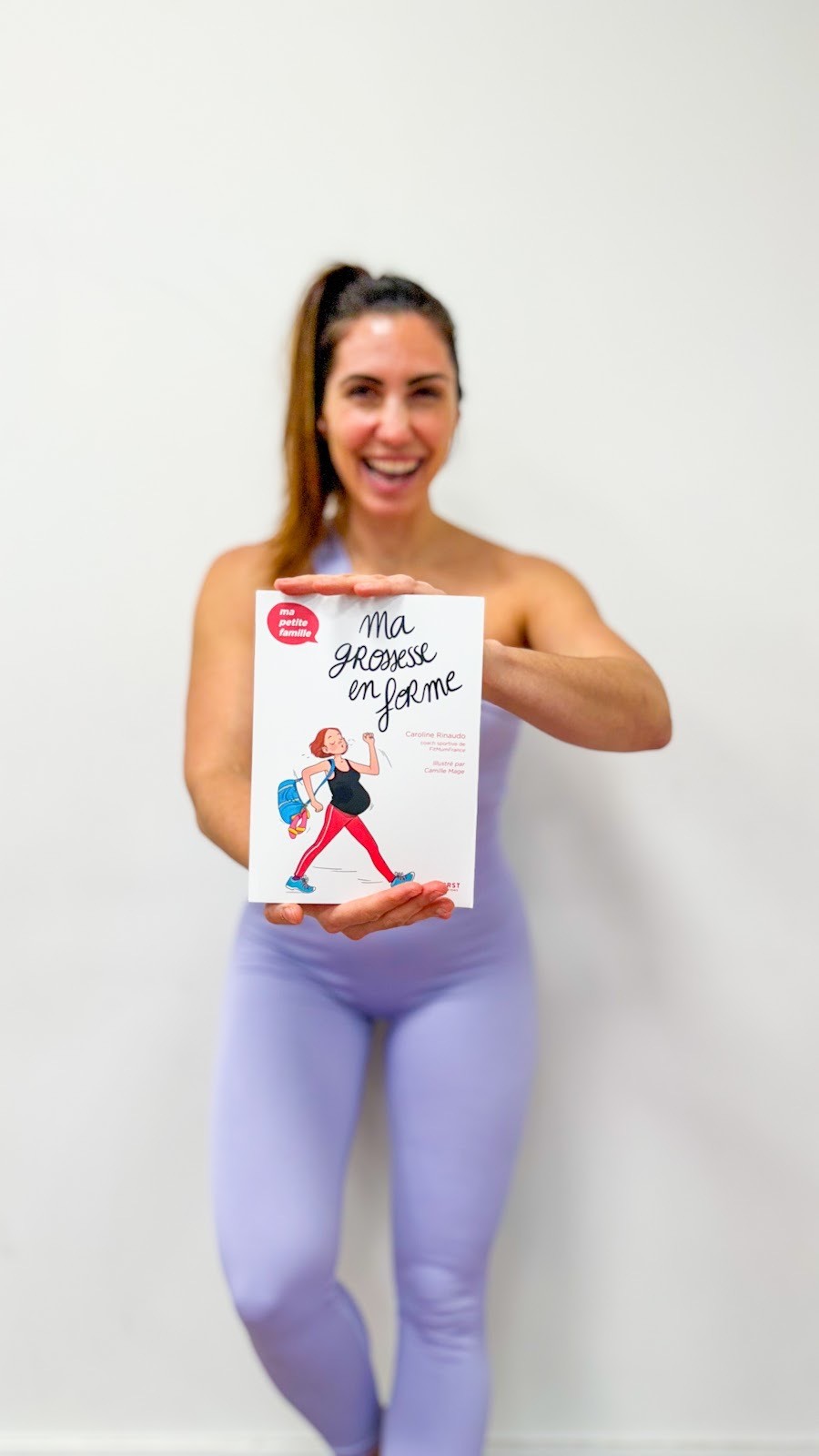 Le livre "Ma grossesse en forme" de Caroline Rinaudo pour faire du sport enceinte en sécurité avec des conseils simples pour toutes les futures mamans.