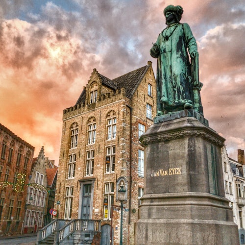 Statuen av Jan van Eyck
