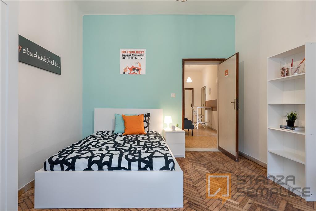 Stanza di 16.5 mq in Via GUGLIELMO ROMITI, Pisa