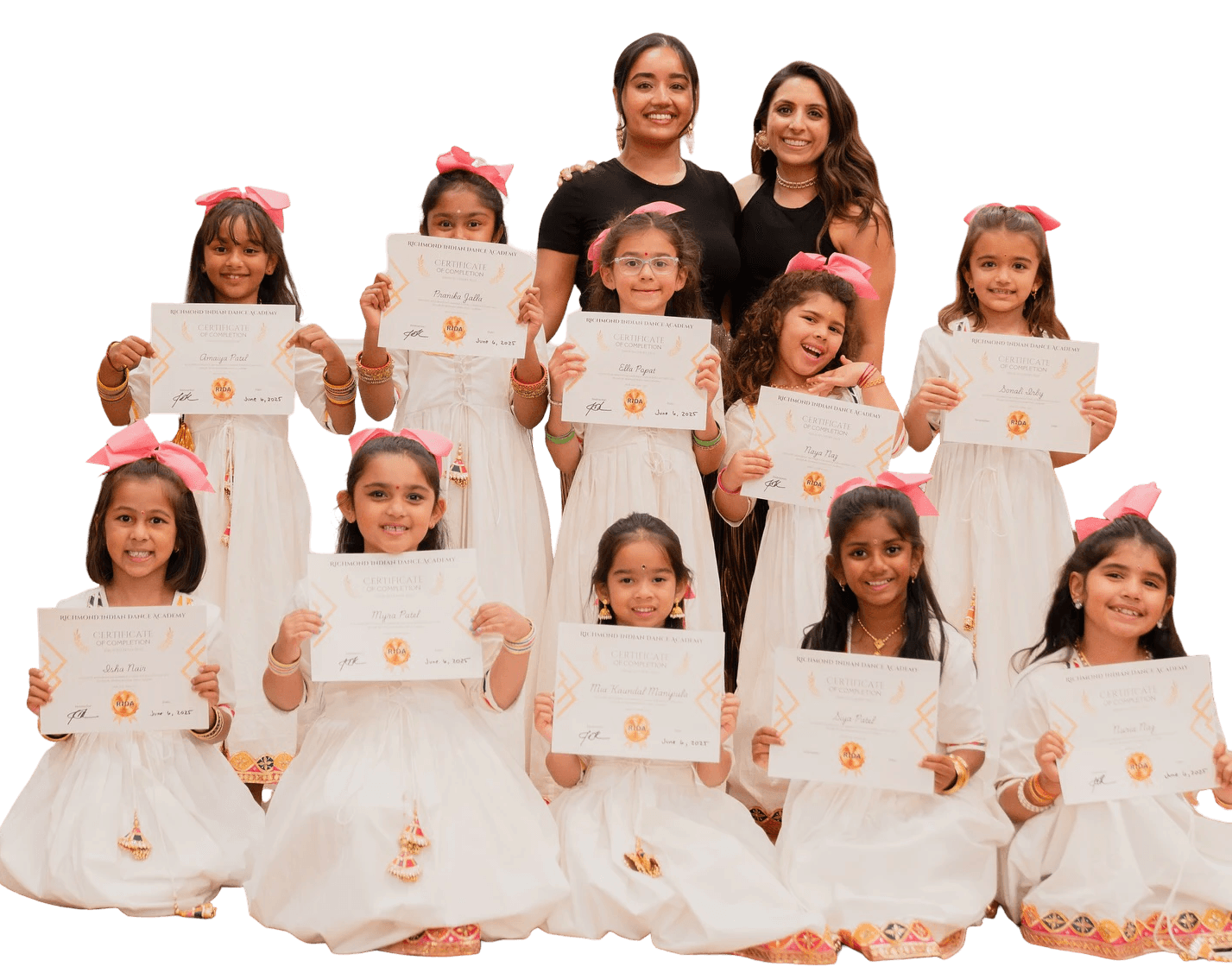 A smilintg girl holding books