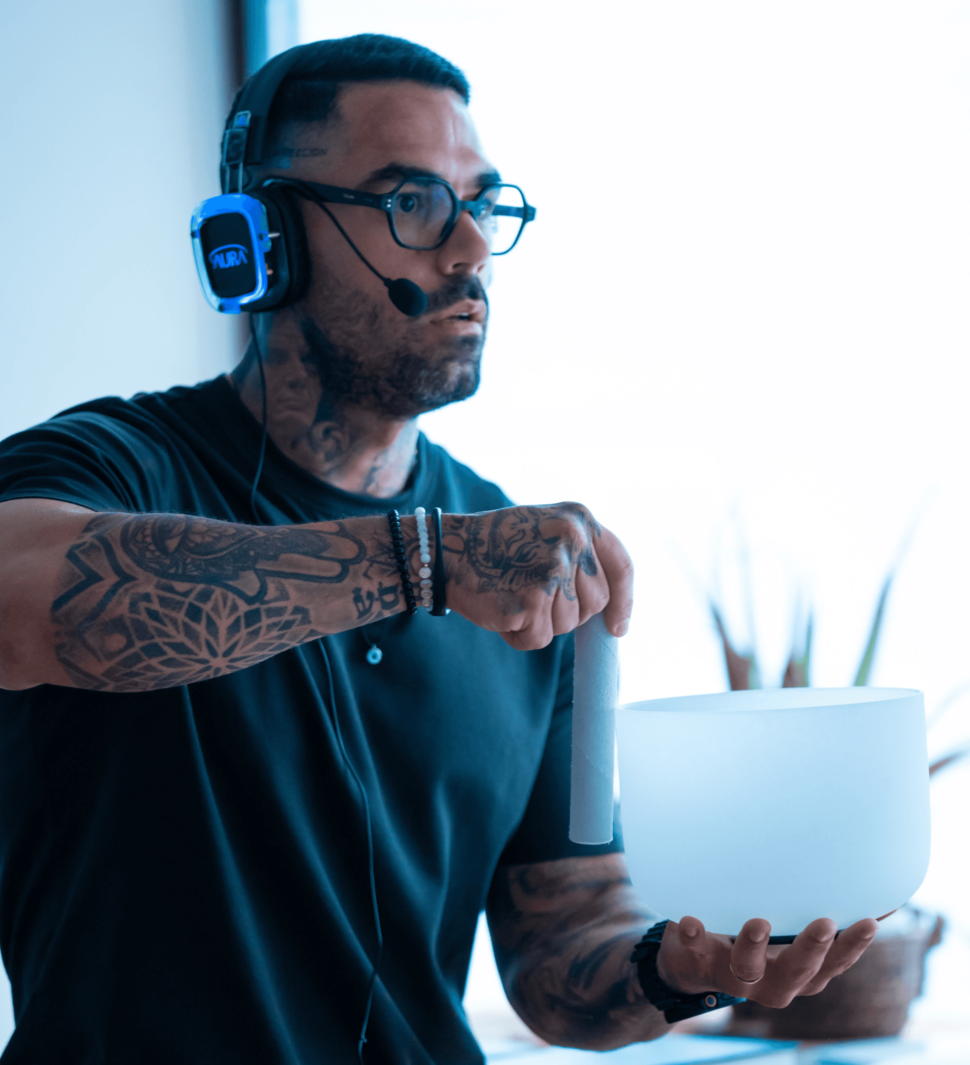 Concetrated triathlete grayscale