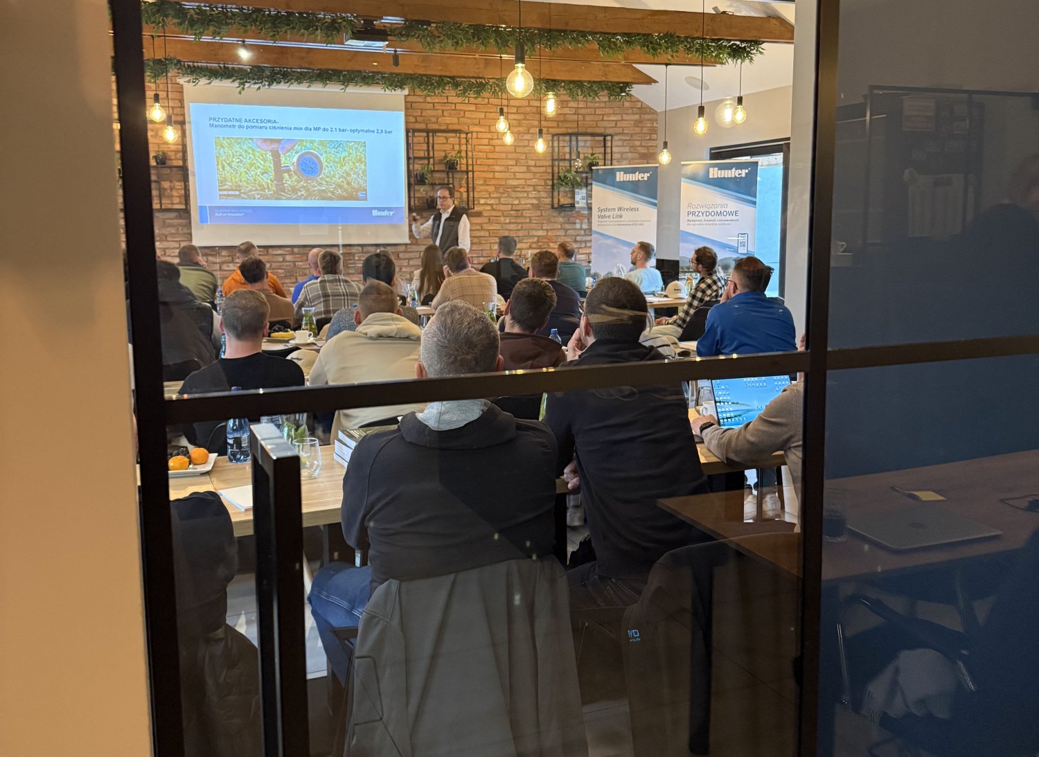 Szkolenie firmowe w Niedźwiedzia 25 – część merytoryczna z prezentacją