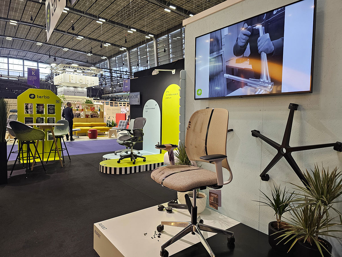 Stand salon workspace expo tertio meuble recyclés