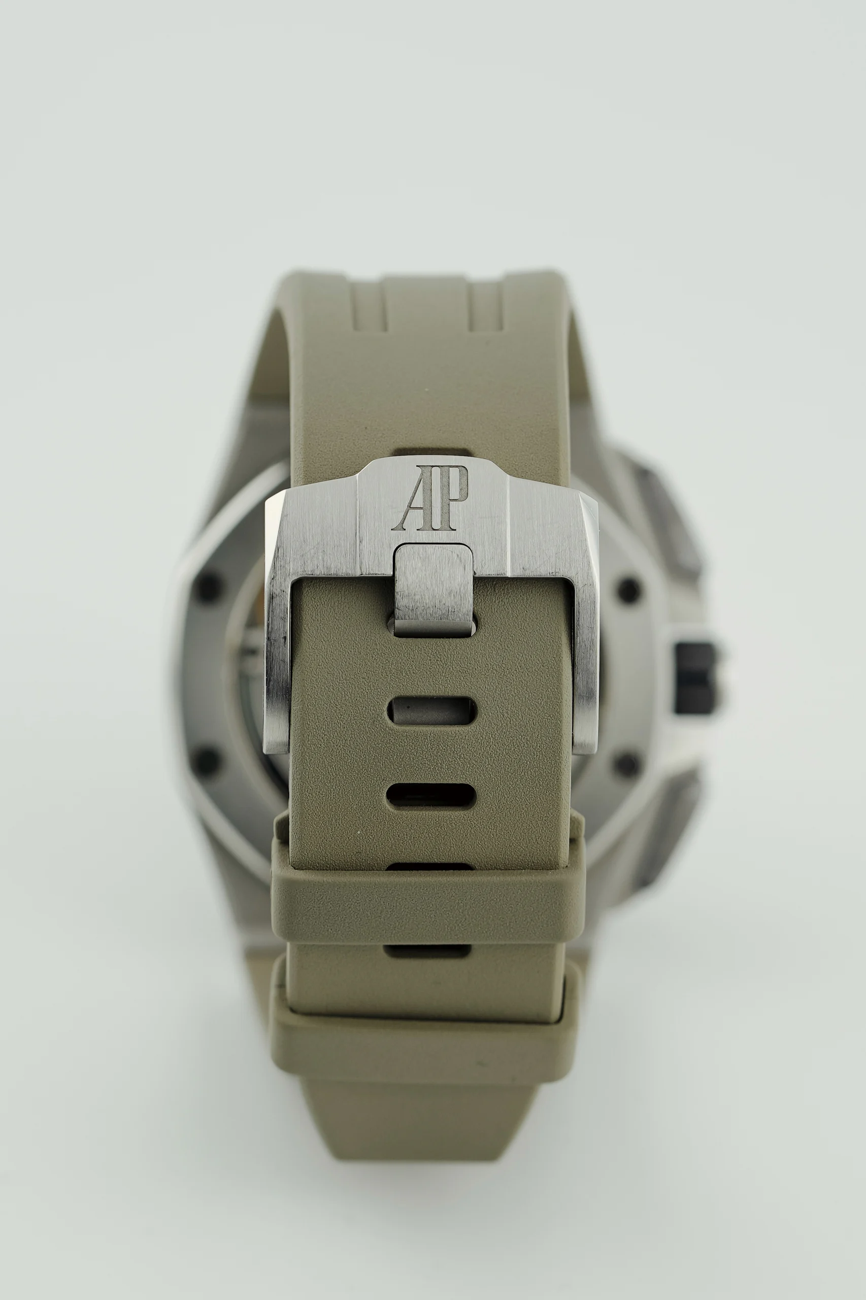 Audemars Piguet Royal Oak Offshore Chronograph 43mm 26420SO green rubber strap and buckle