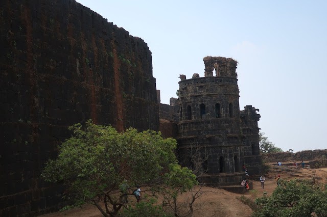 The ruins of watch towers at Raigad fort