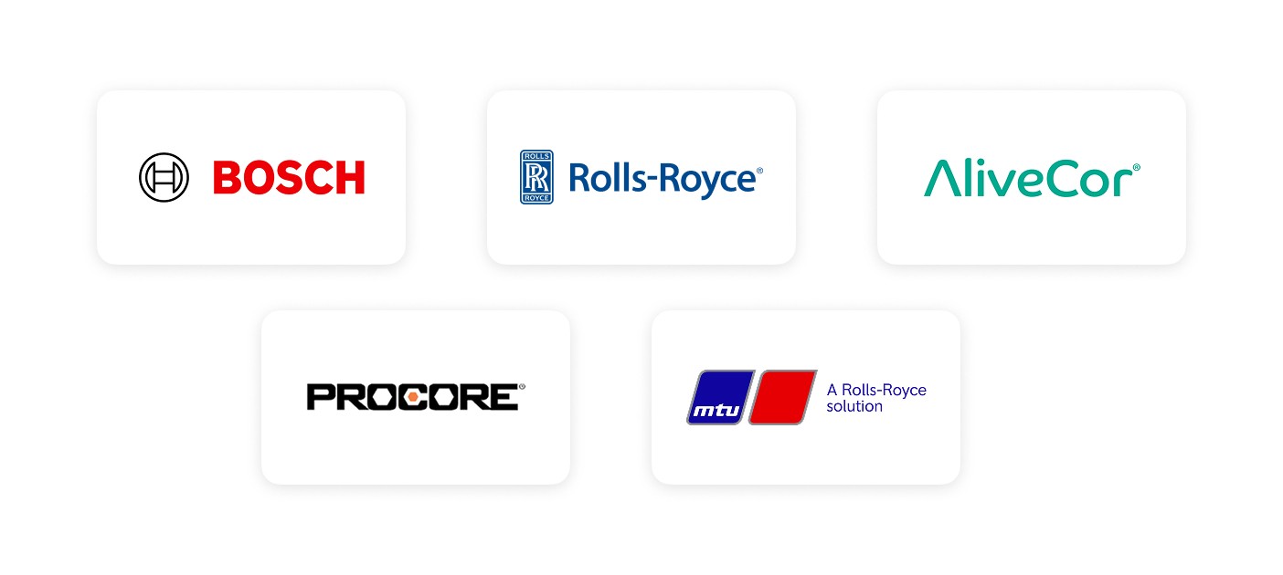 Dynamic picture of a cyclist riding downhill