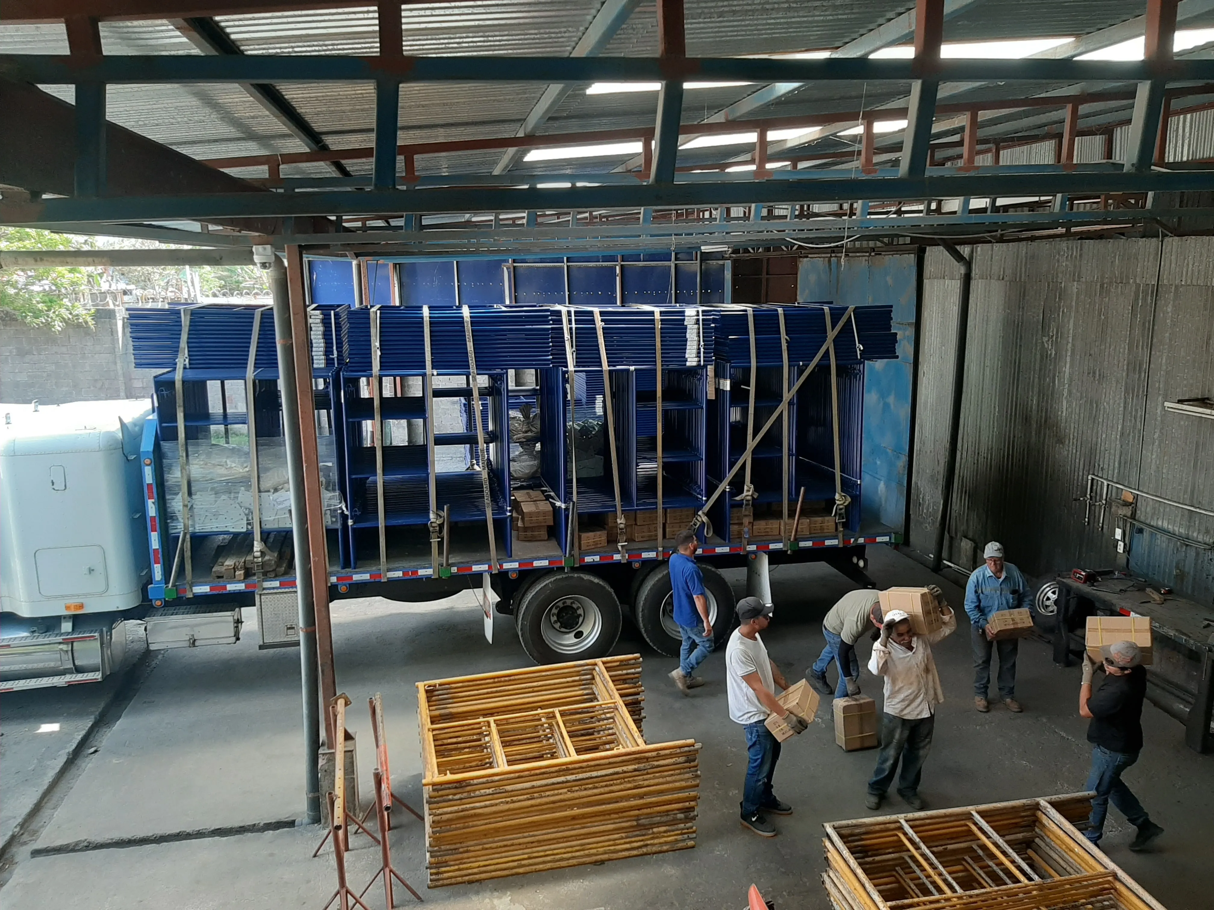 Servicio integral en alquiler de equipos de construcción para empresas y contratistas.