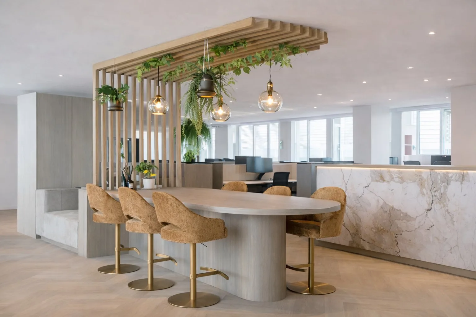 Aménagement intérieur d'une pâtisserie à Bordeaux – vitrine réfrigérée éclairée, comptoir cannelé blanc, espaces lumineux et optimisés