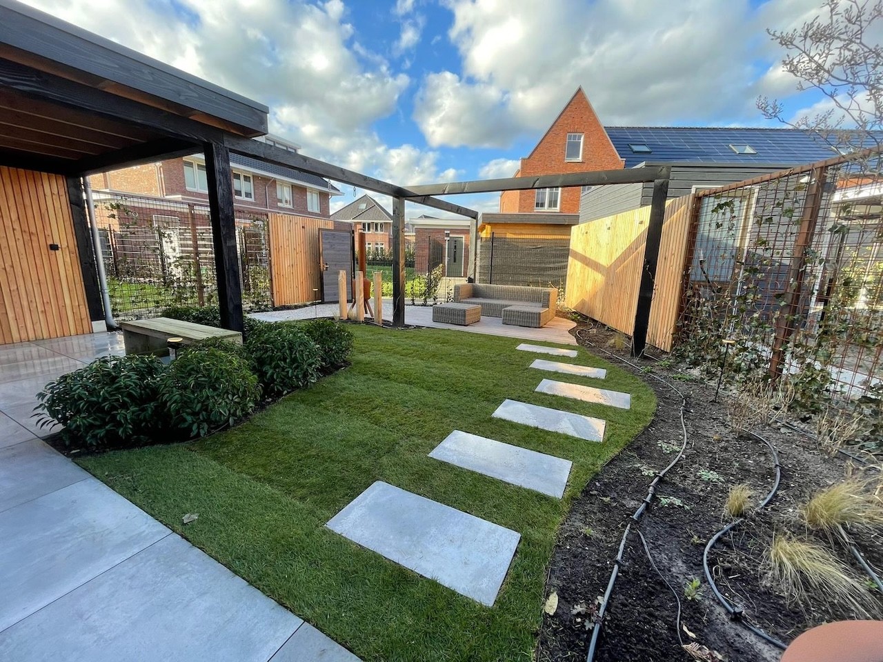 Tuin met diverse elementen in Amersfoort - Art gardens