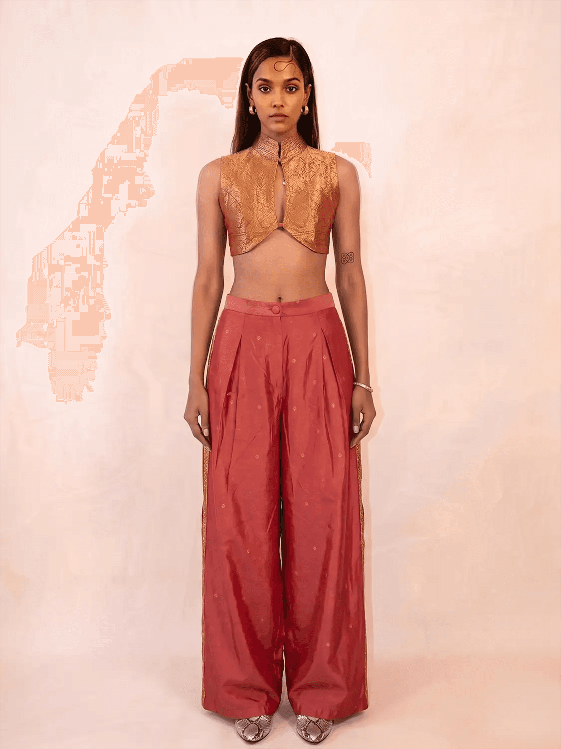 GILET TOP- TARINI III Top is a one of a kind piece, handcrafted in house from vintage pure silk saree fabric.