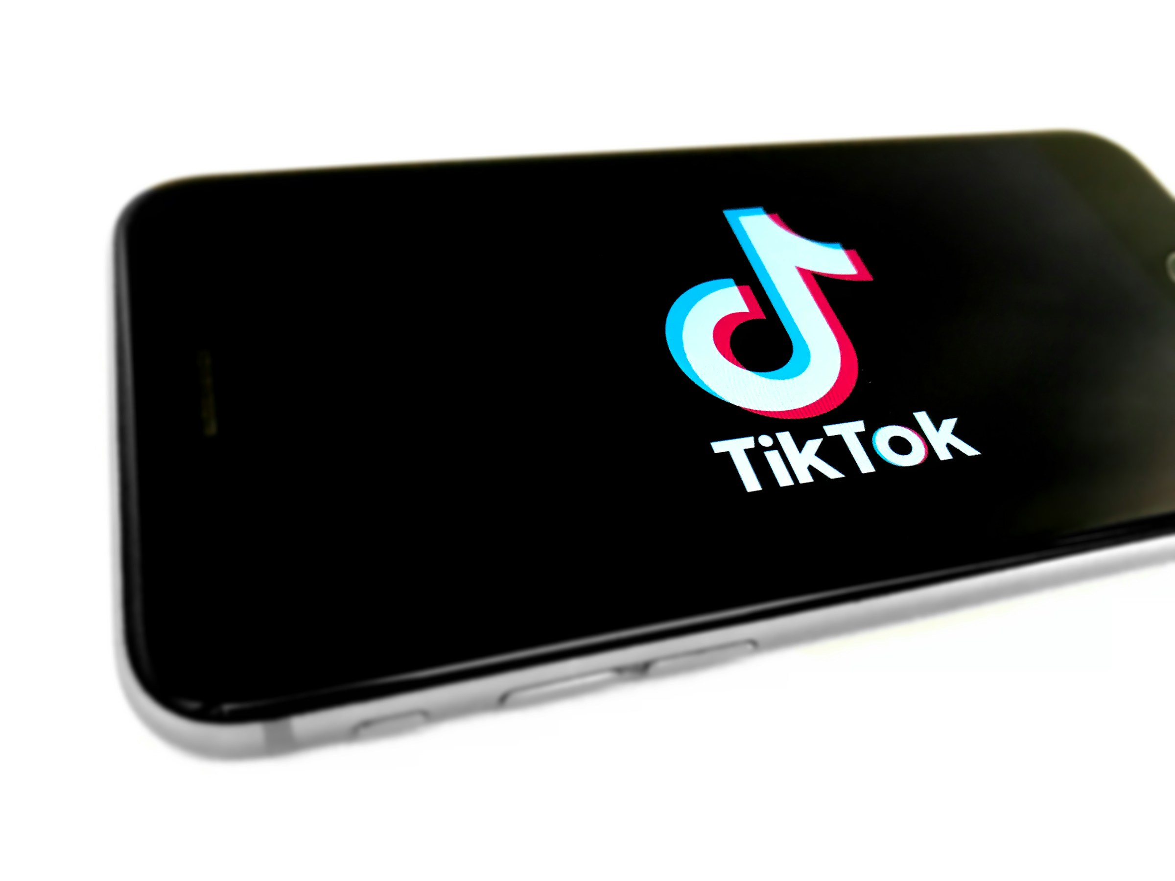 tiktok app on mobile - Becoming A TikTok Influencer