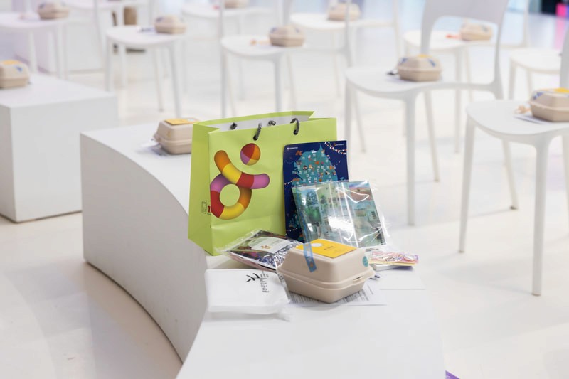 한국관광공사 서울센터 HiKR Ground: 3F HiKR Art Museum <화가의 옷 - 축제>展 아티스트 토크