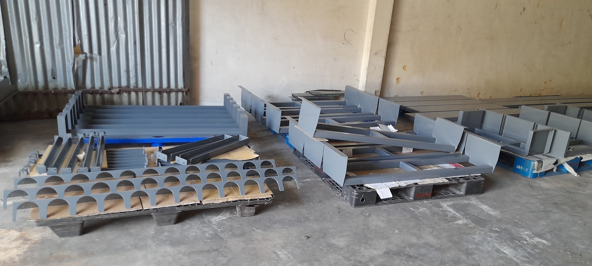 Fabrication of the ball valve stand, a high-precision component for the liquid filling machine.	