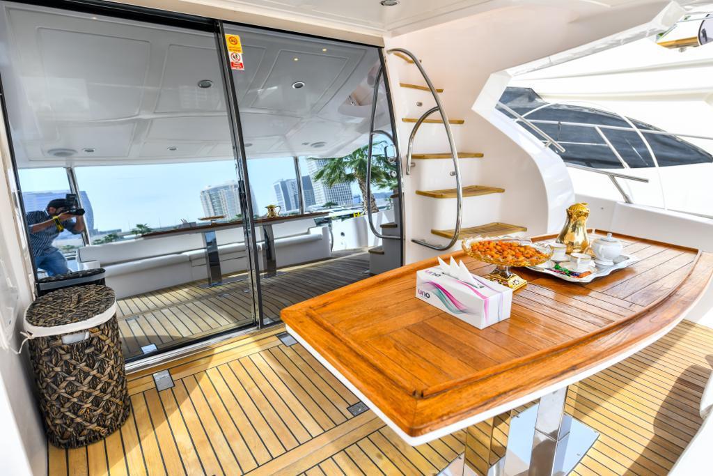Dubai Yacht Rental | 66ft Majesty