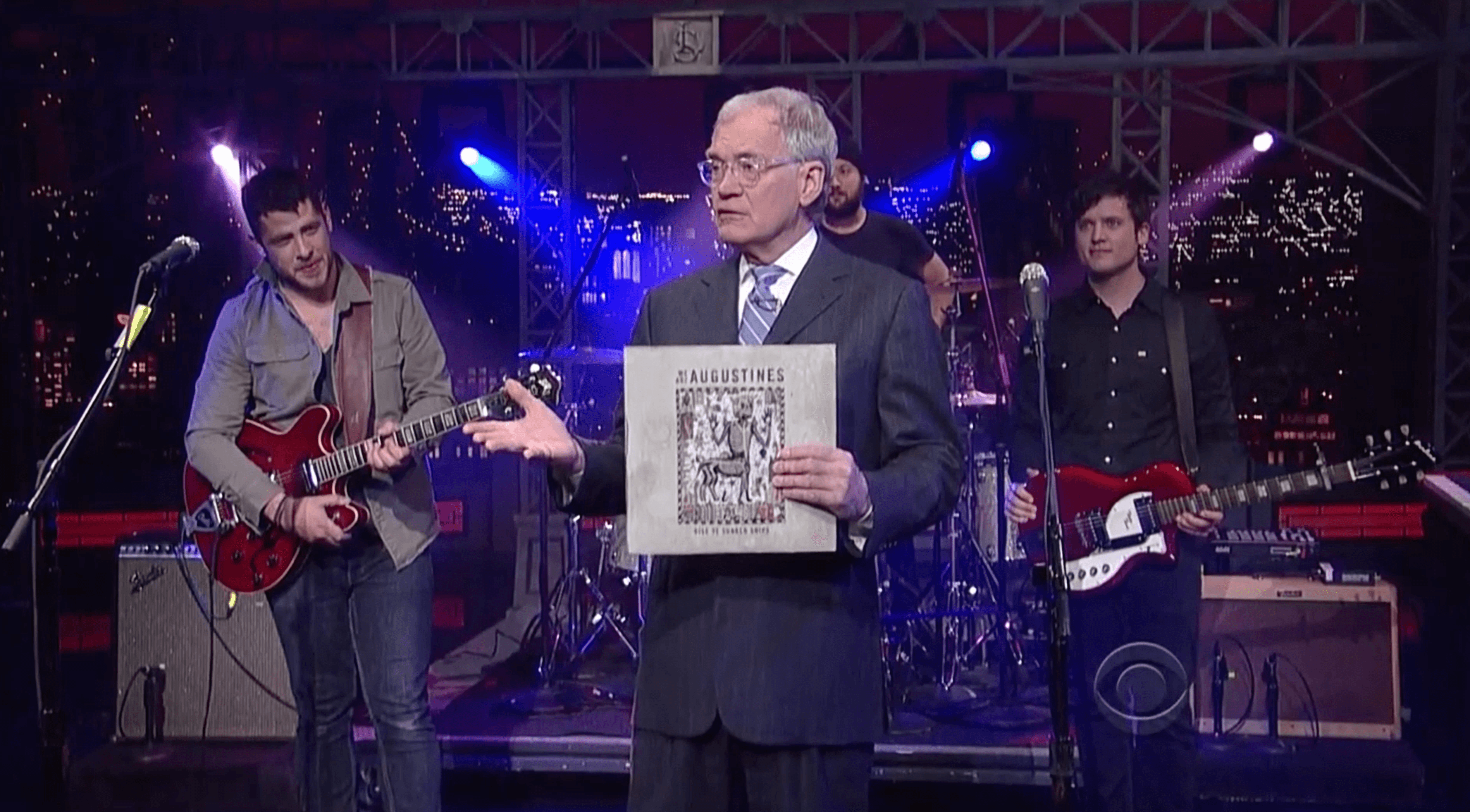 Batch.Works logo over a photo of a box of 3D printed objects