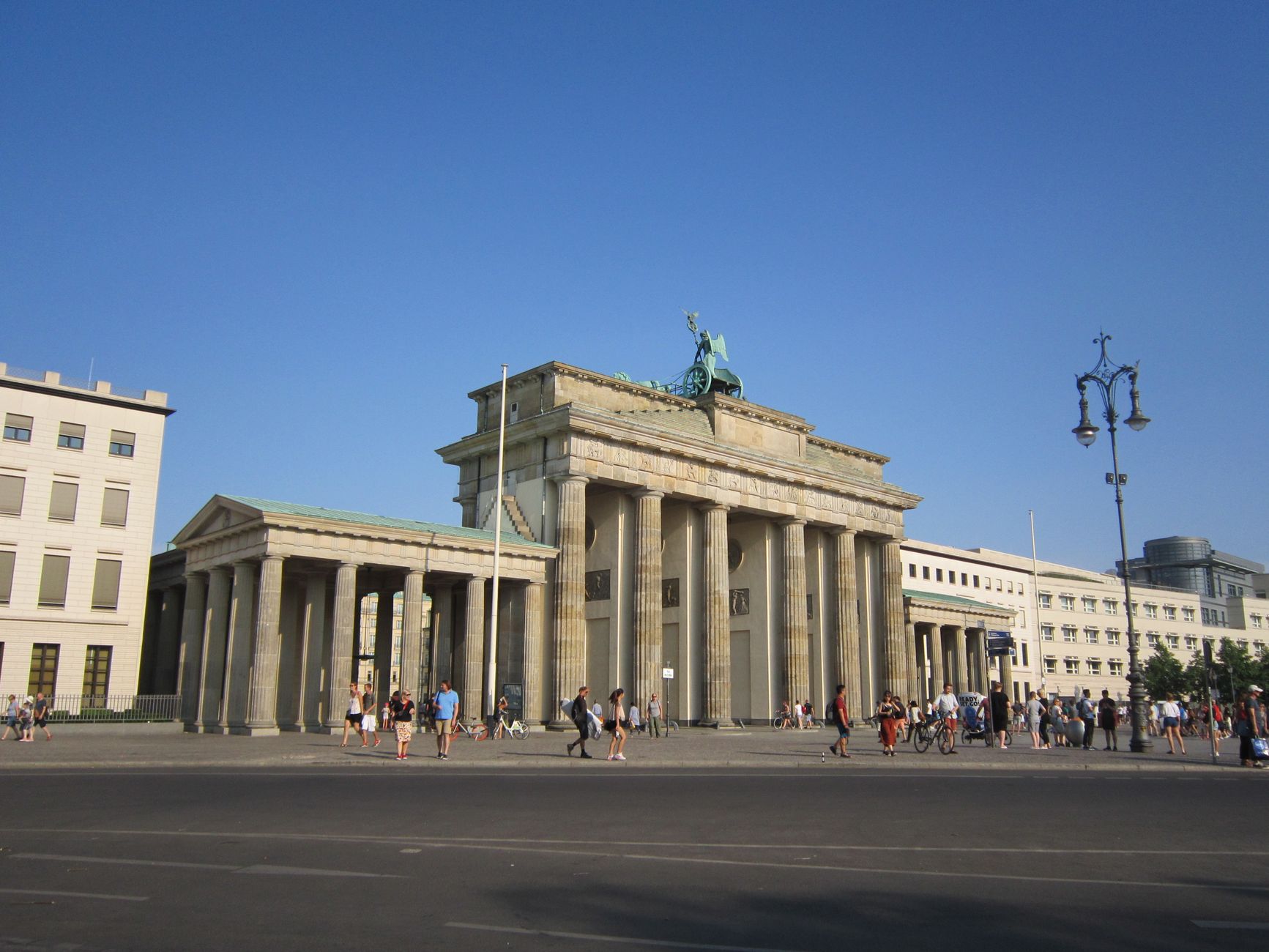 Berlin Marathon Weekend 2026: A Practical Guide for Spectators, Walkers, and First-Time Visitors