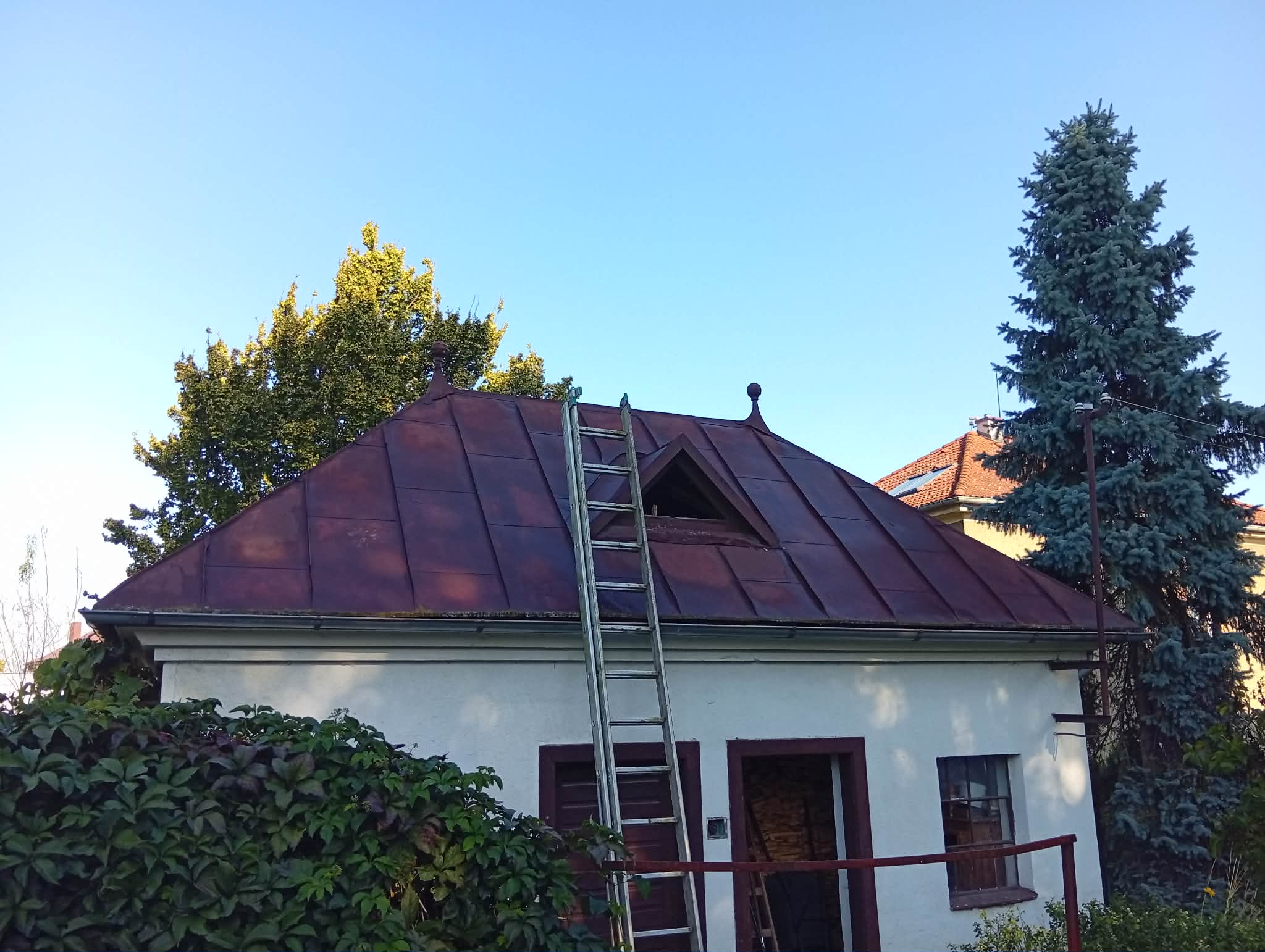 Střecha před renovací