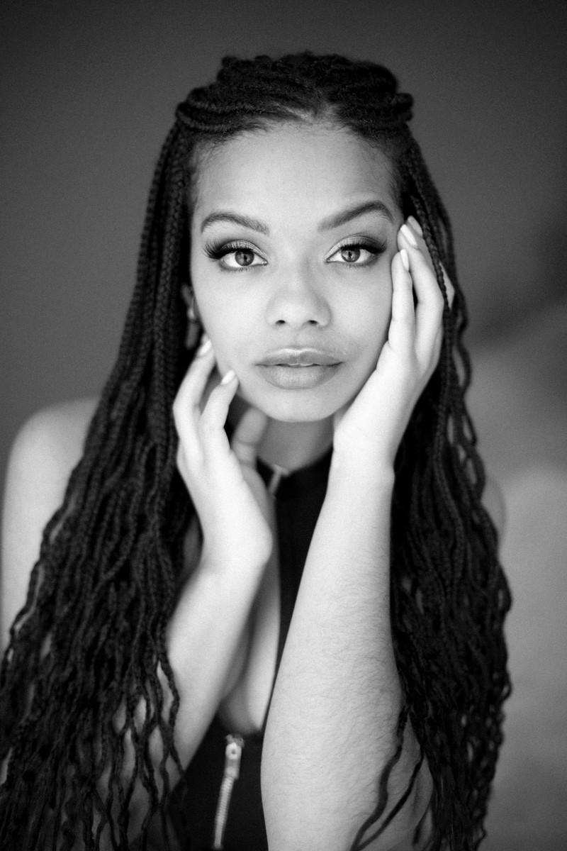 Sensual boudoir photography in Solothurn, Switzerland by Ramona Fotografie.