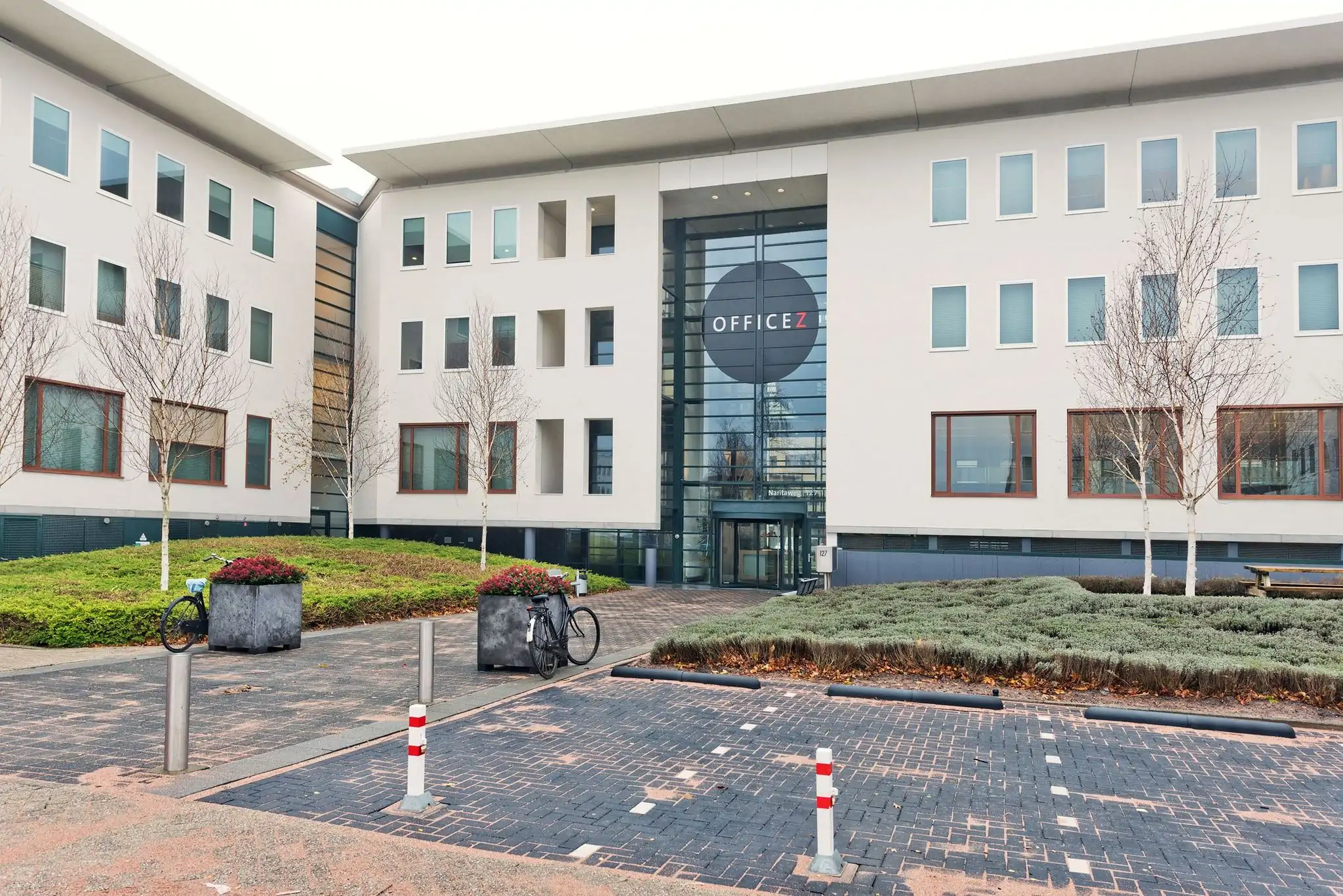 Nieuwe kantoorinrichting Bavinckhouse door Perla